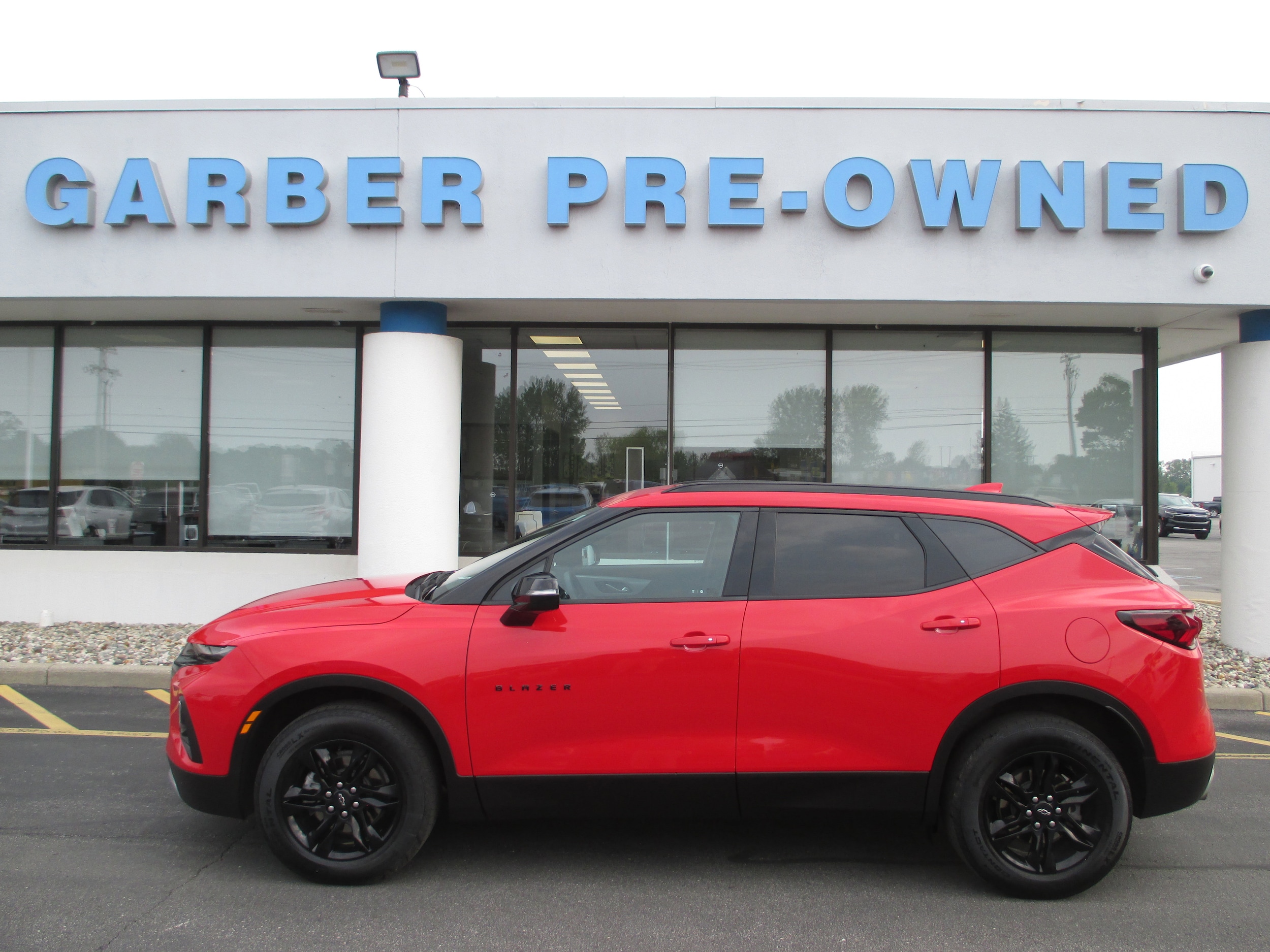 Used 2022 Chevrolet Blazer 2LT with VIN 3GNKBHR41NS185240 for sale in Saginaw, MI