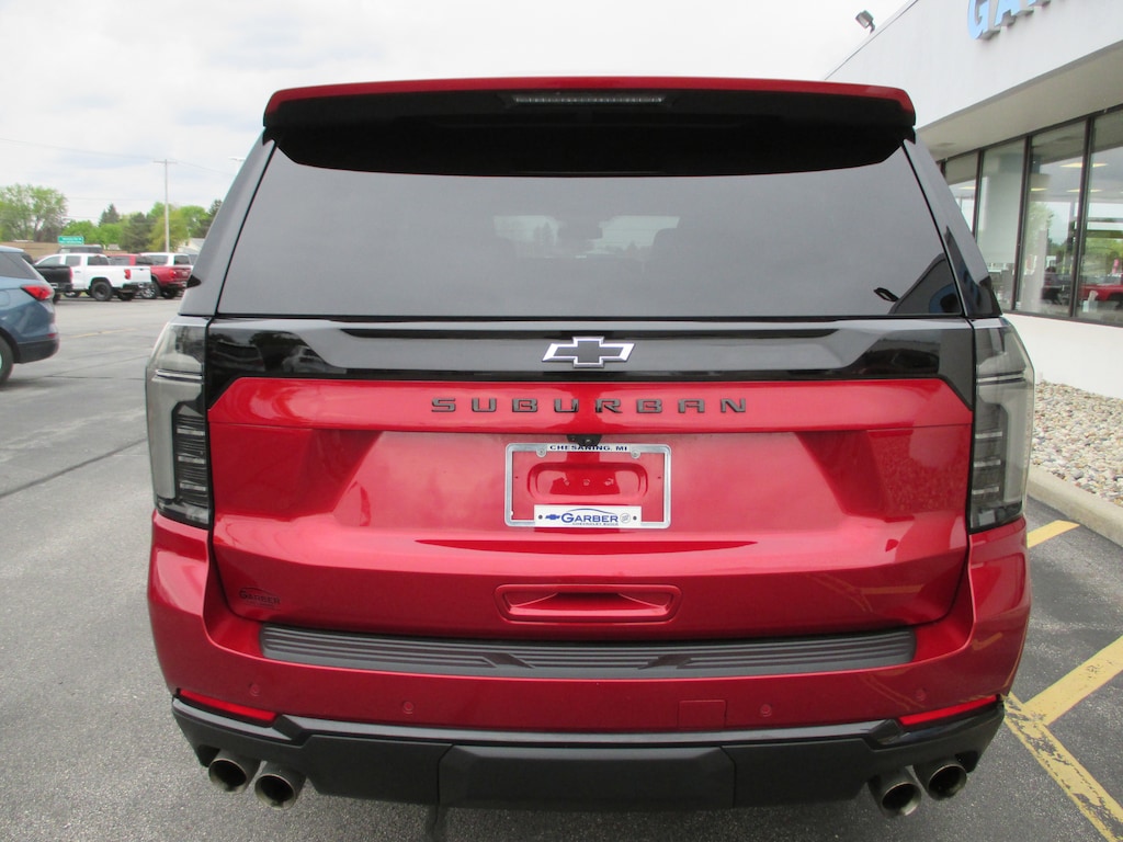 Used 2025 Chevrolet Suburban Z71 SUV