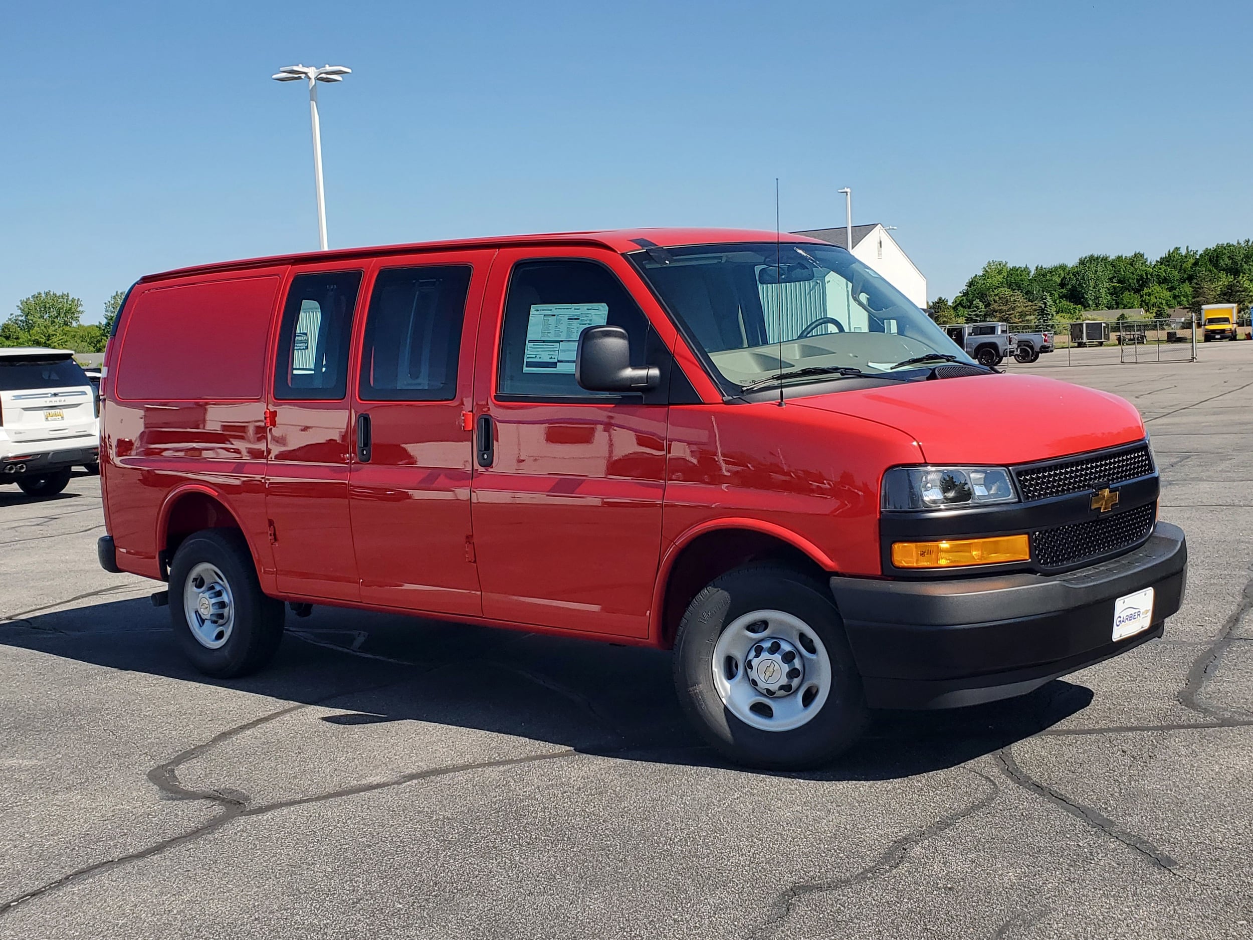 2026 Chevrolet Express 2500 Work Van HD's photo