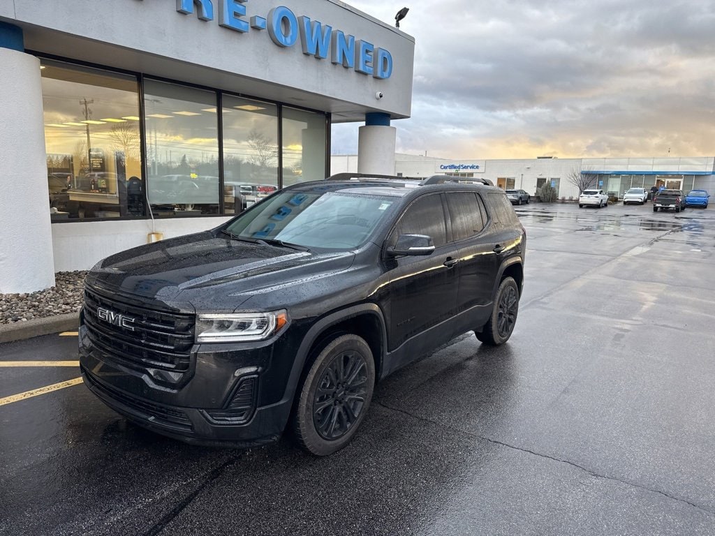 2023 GMC Acadia SL's photo