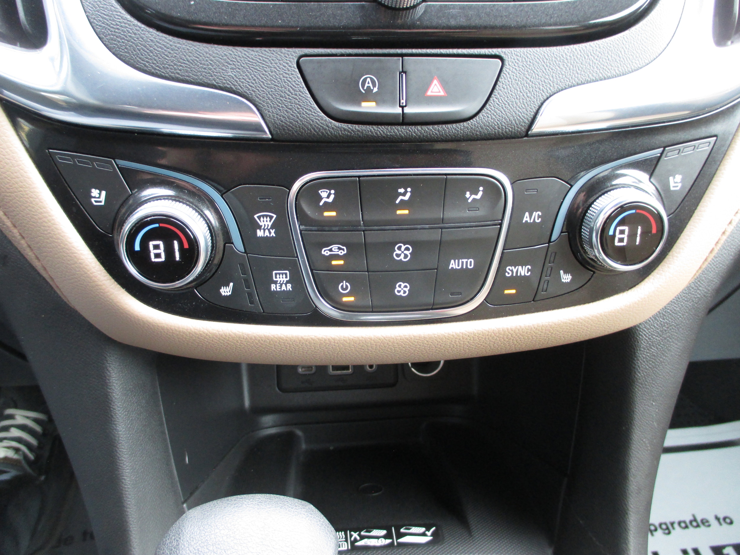2023 Chevrolet Equinox Premier - Photo 21
