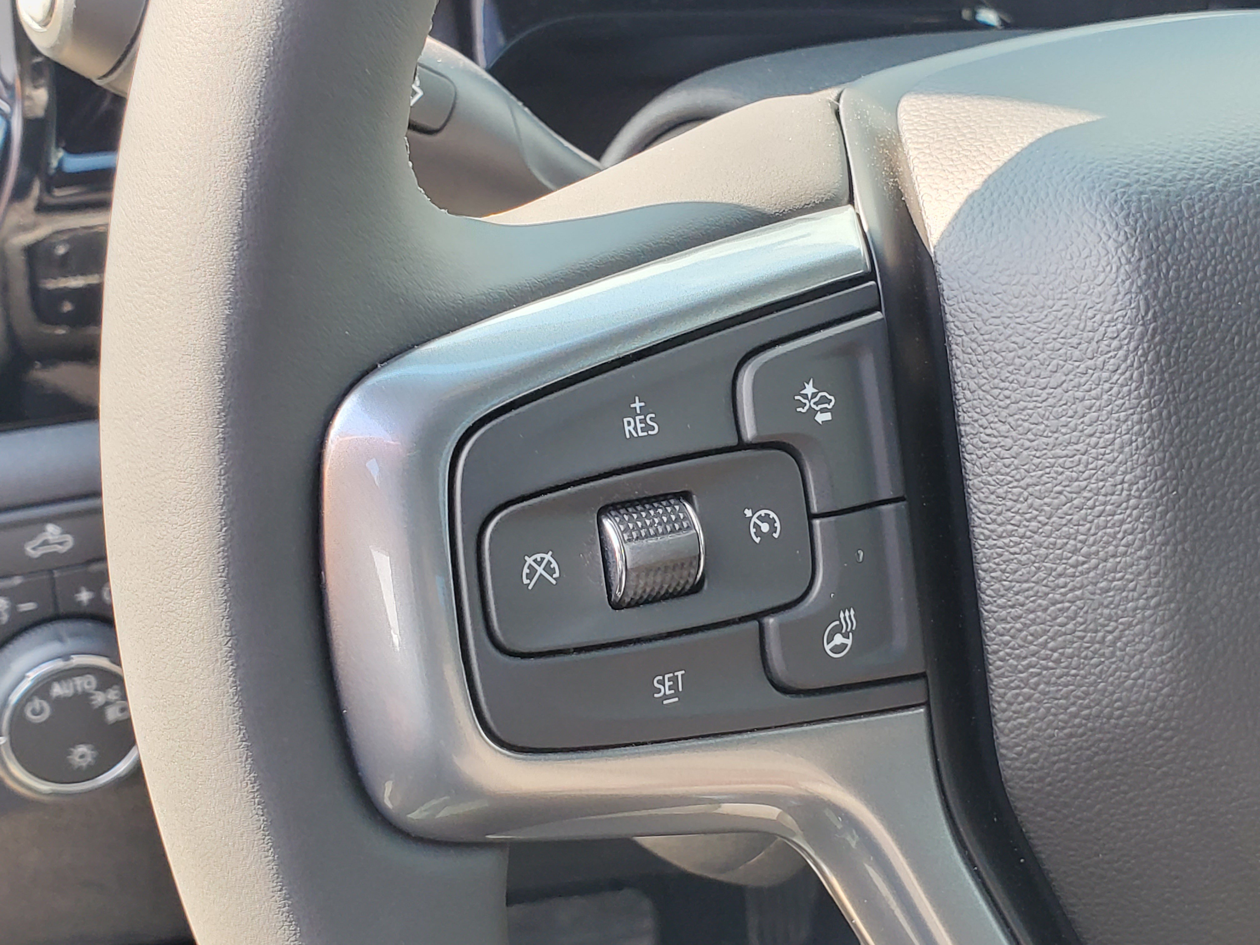 2026 Chevrolet Silverado 1500 LT - Photo 9