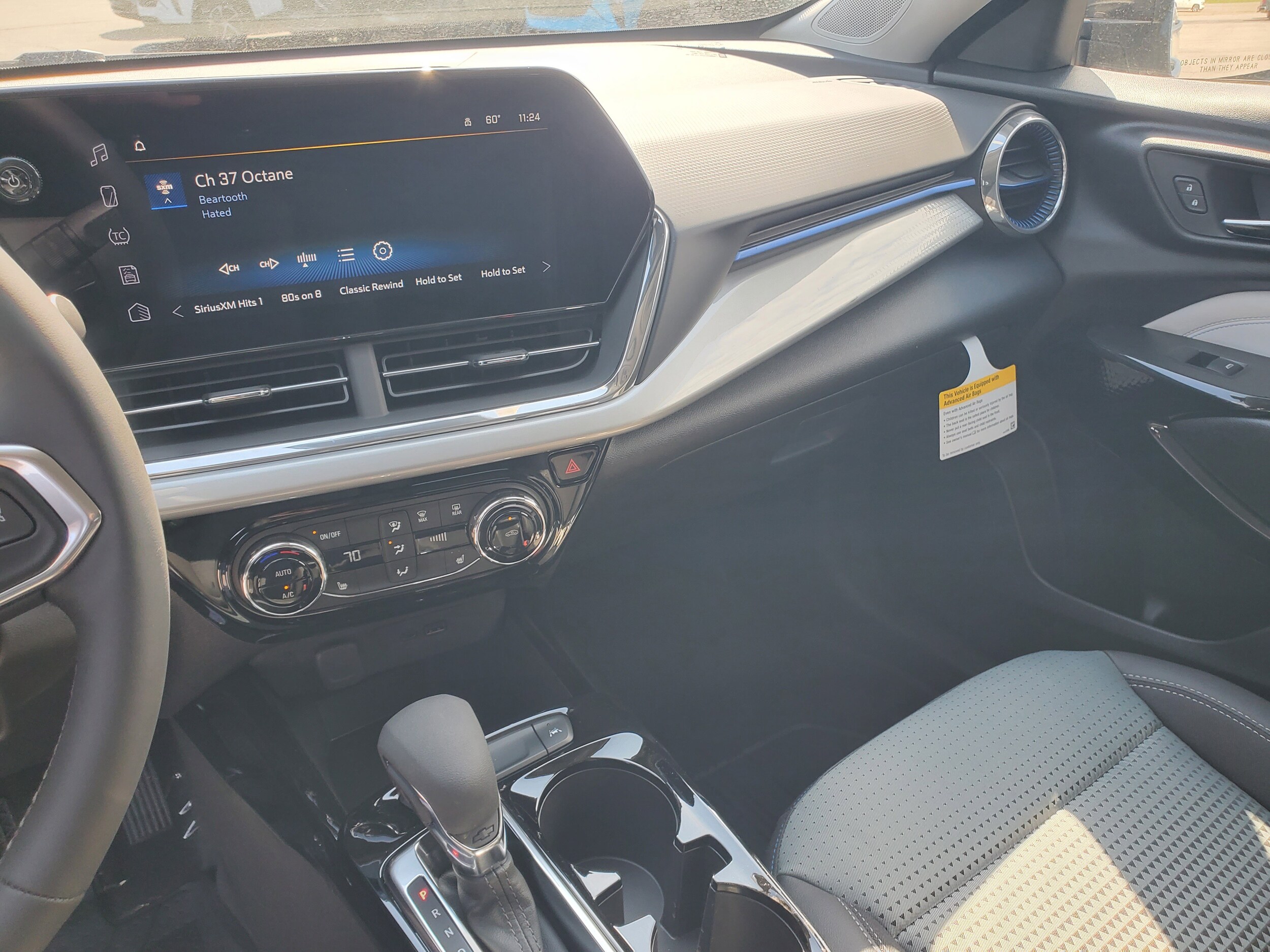2026 Chevrolet Trax LT - Photo 15