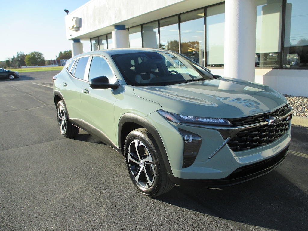 Used 2024 Chevrolet Trax 1RS SUV