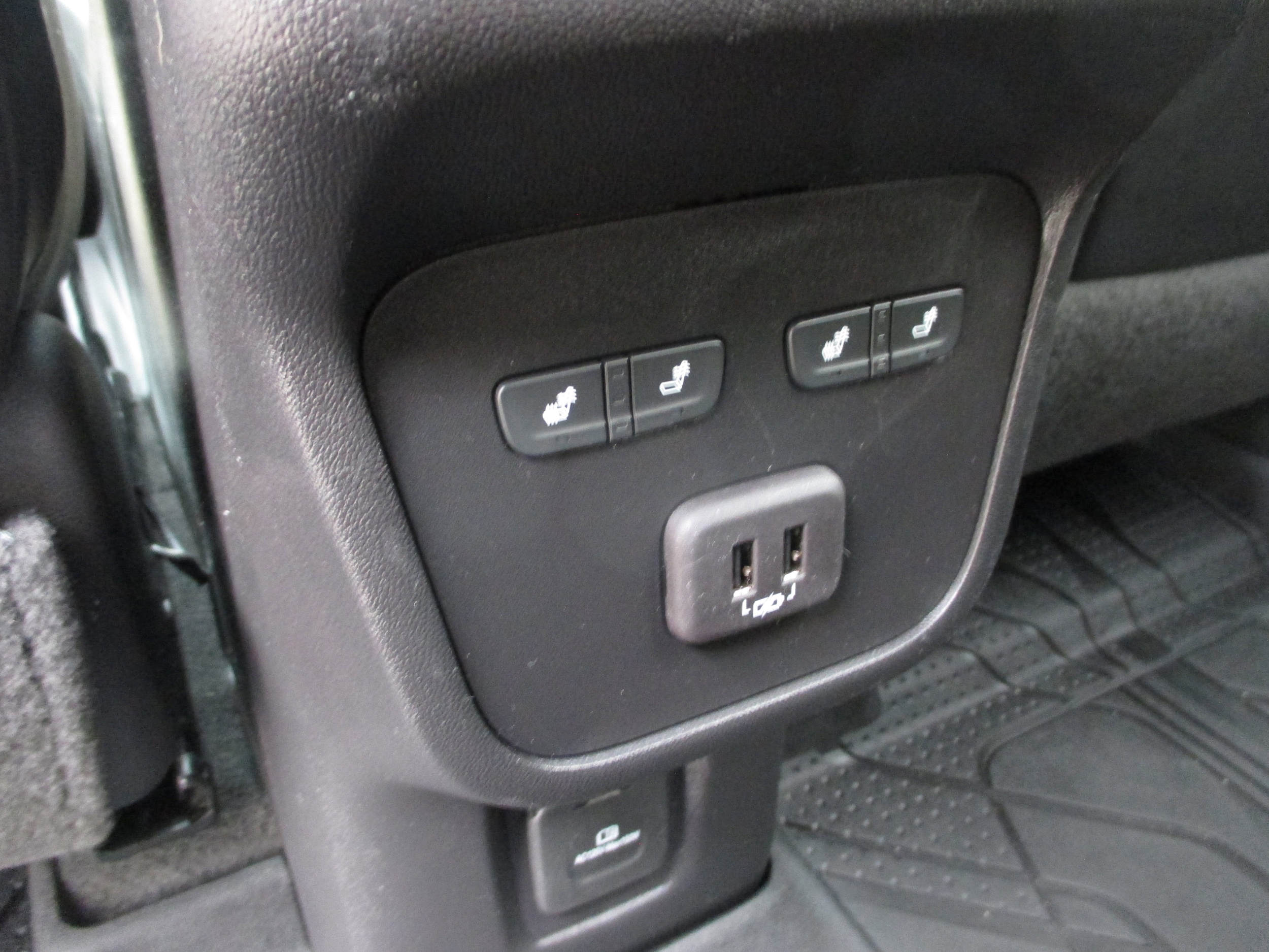 2023 Chevrolet Equinox Premier - Photo 13