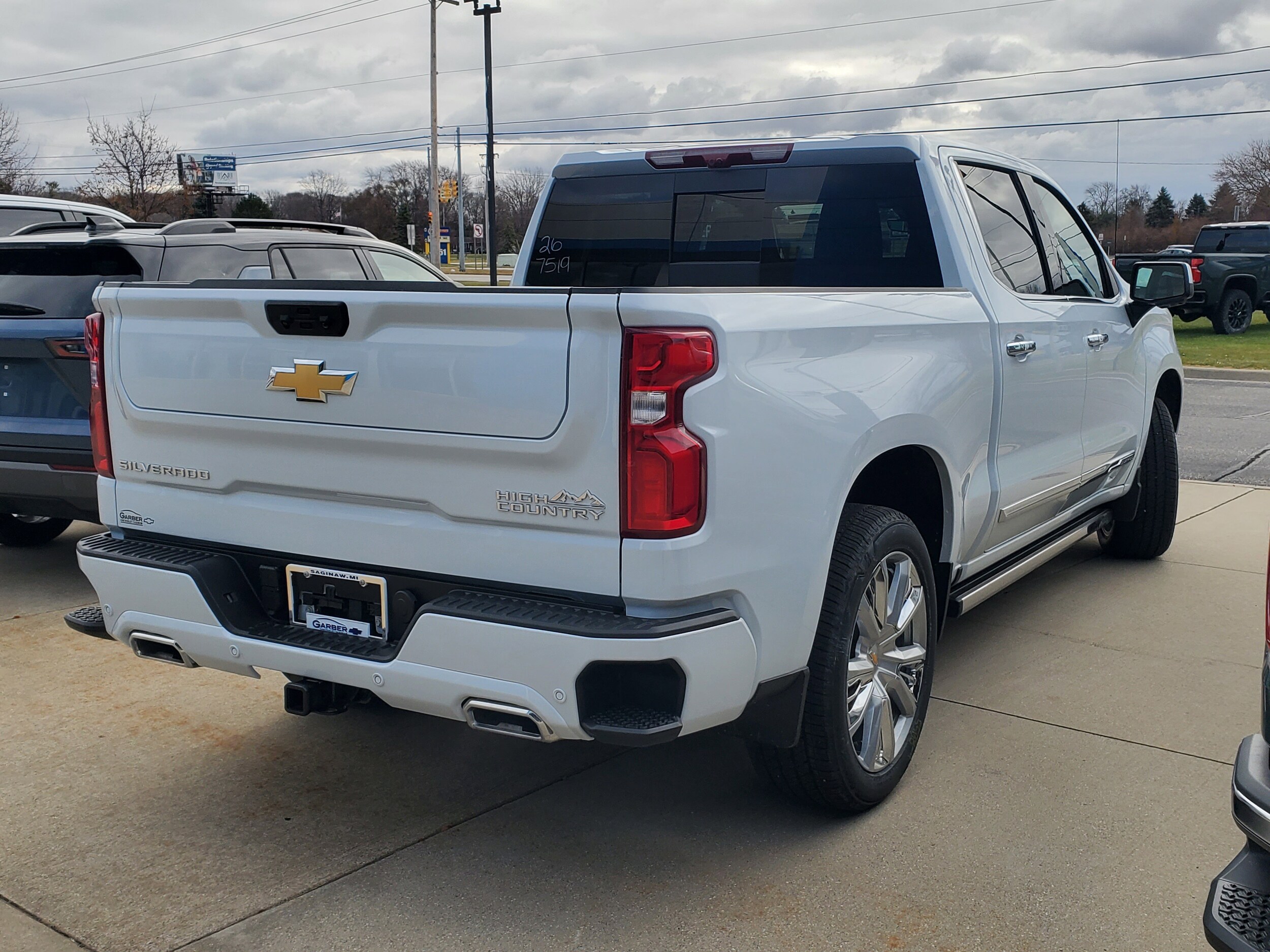 2026 Chevrolet Silverado 1500 High Country photo 2