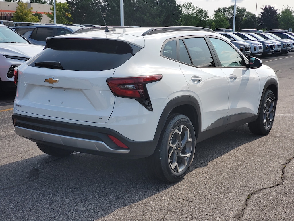 New 2026 Chevrolet Trax LT SUV