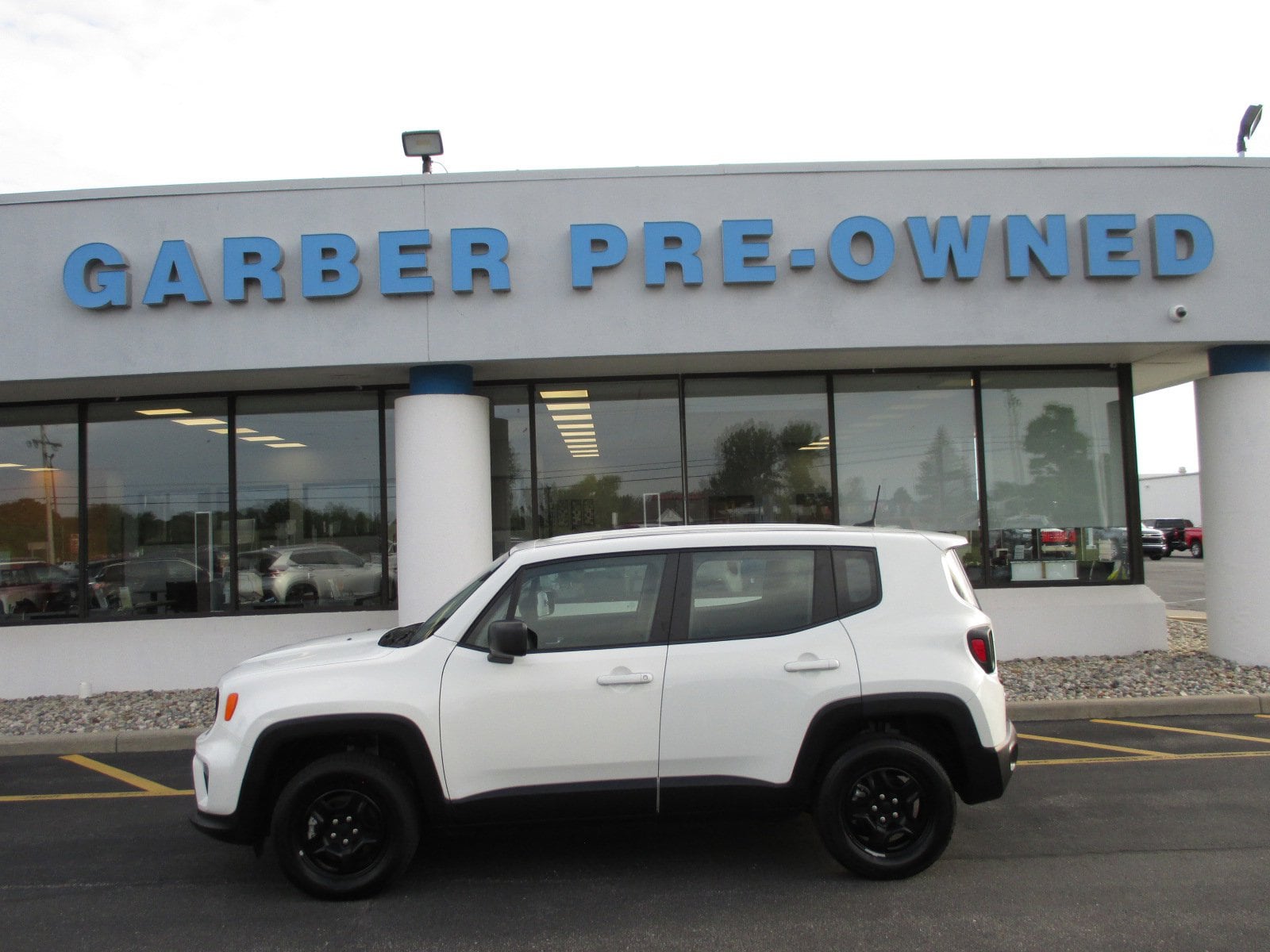 Used 2022 Jeep Renegade Sport with VIN ZACNJDA1XNPN54775 for sale in Bay City, MI