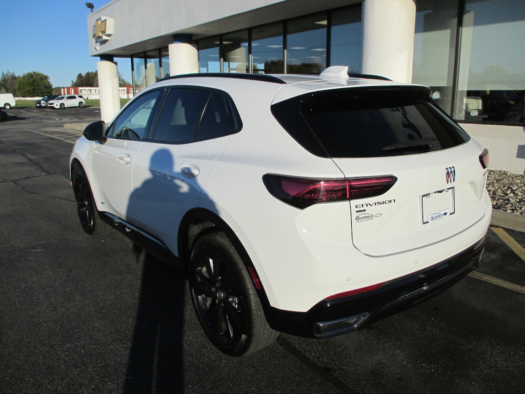 Used 2025 Buick Envision Sport Touring SUV