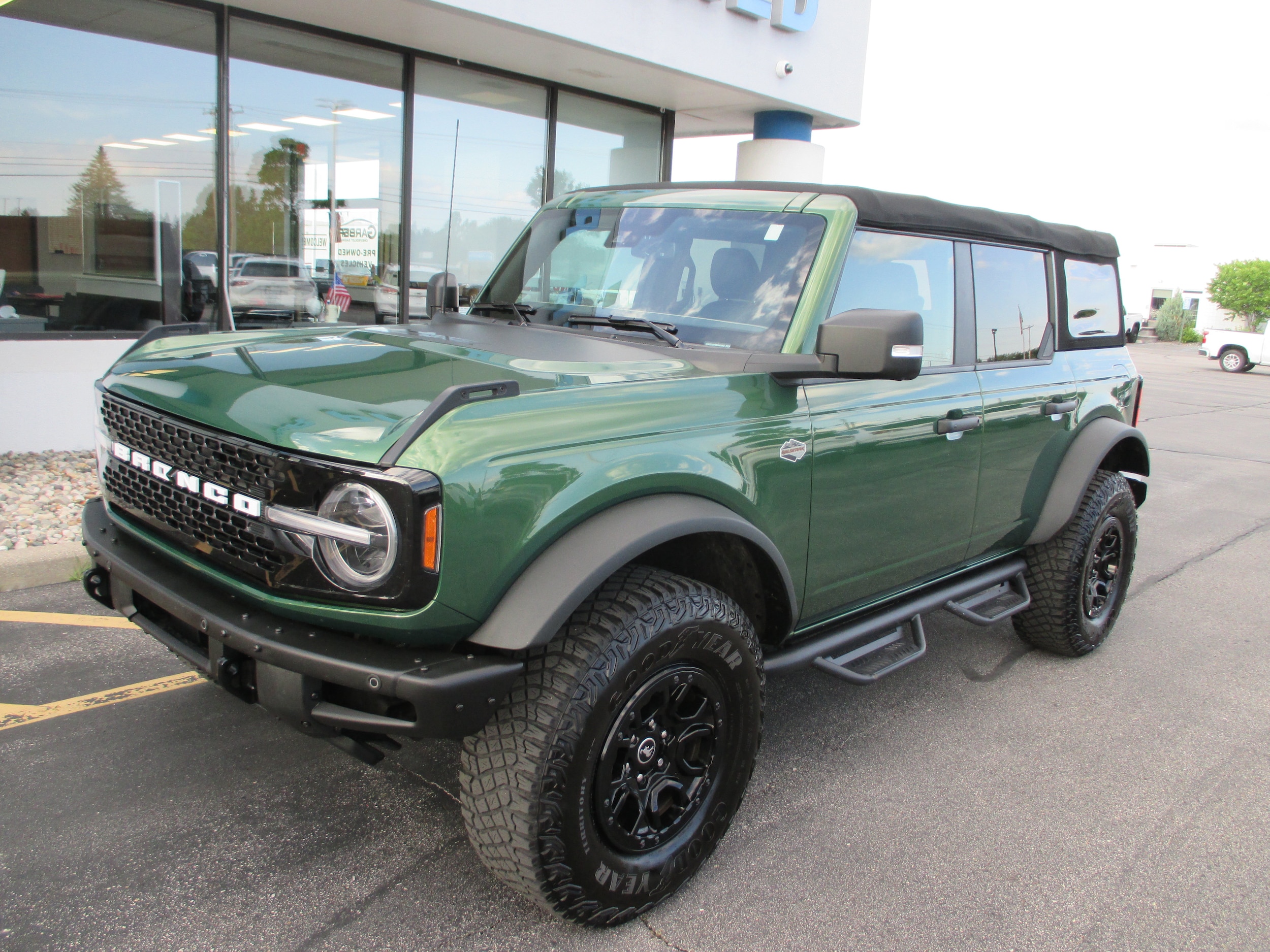 2022 Ford Bronco Wildtrak 4x4's photo