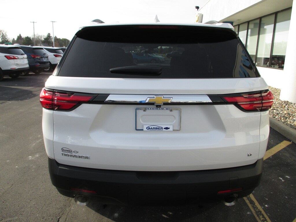 Used 2022 Chevrolet Traverse LT Cloth SUV