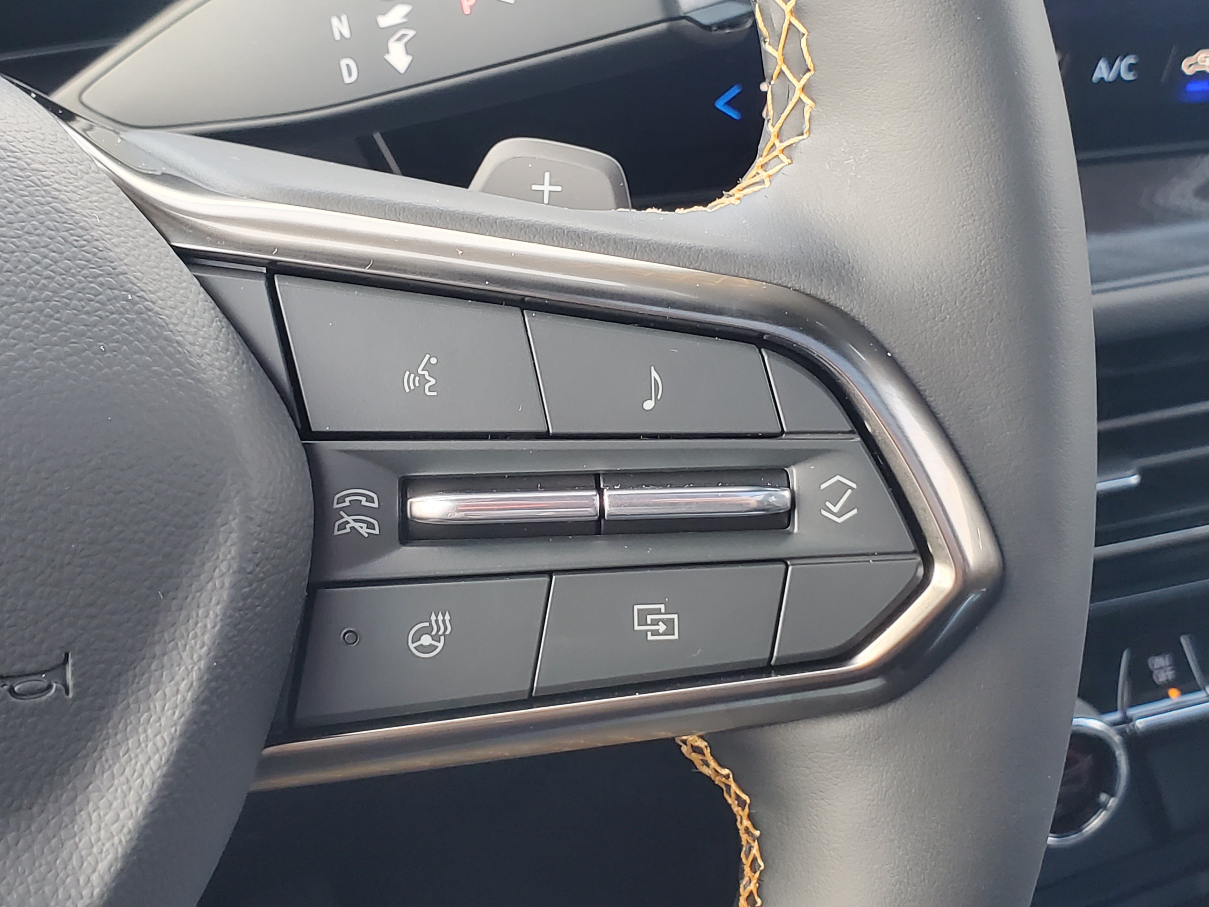 2027 Chevrolet Traverse High Country - Photo 10