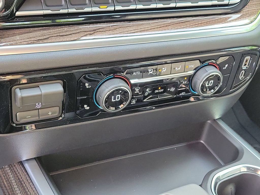 2026 Chevrolet Silverado 1500 RST - Photo 20