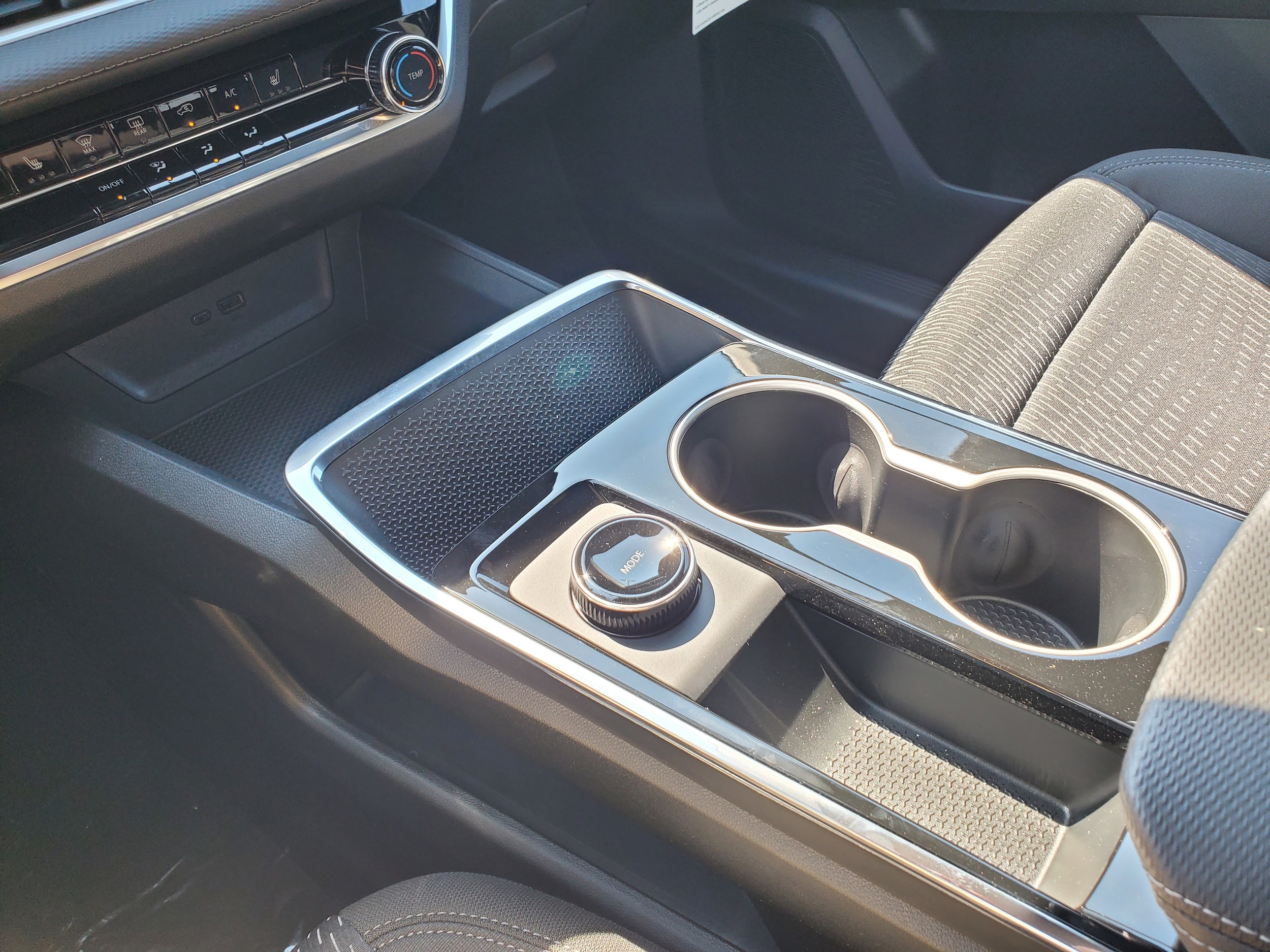 2026 Chevrolet Equinox LT - Photo 23