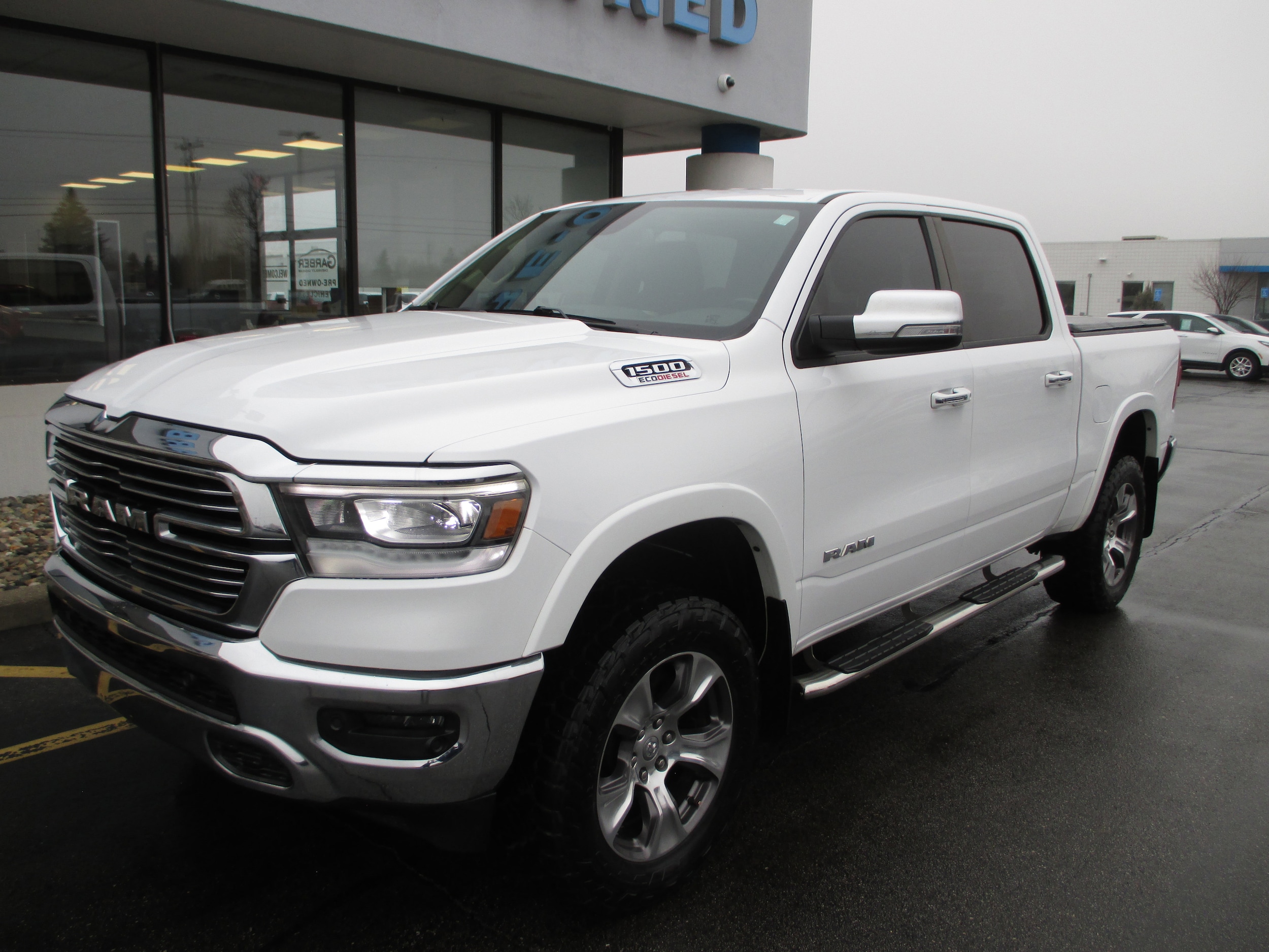 2020 RAM 1500 Laramie 4x4 Crew Cab 5'7's photo