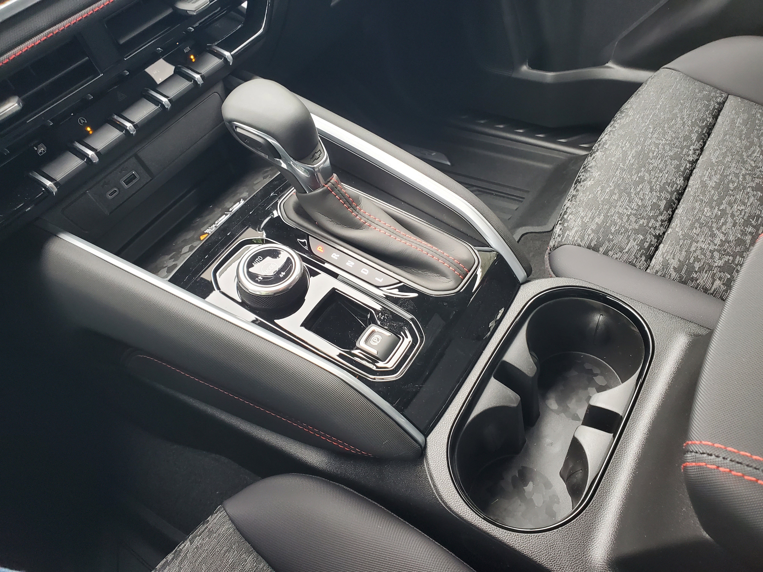 2026 Chevrolet Colorado Z71 - Photo 27