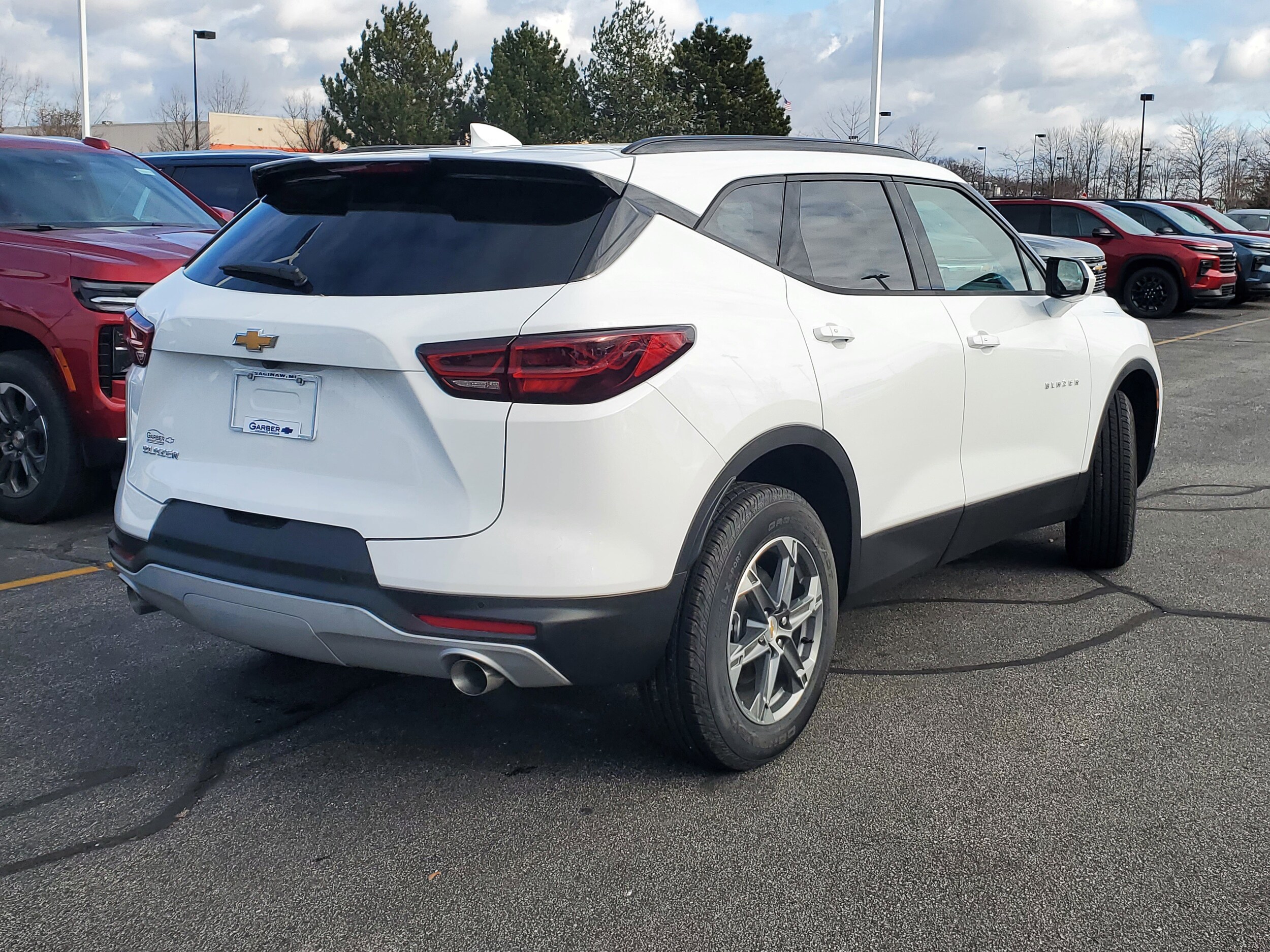 2026 Chevrolet Blazer 2LT photo 2