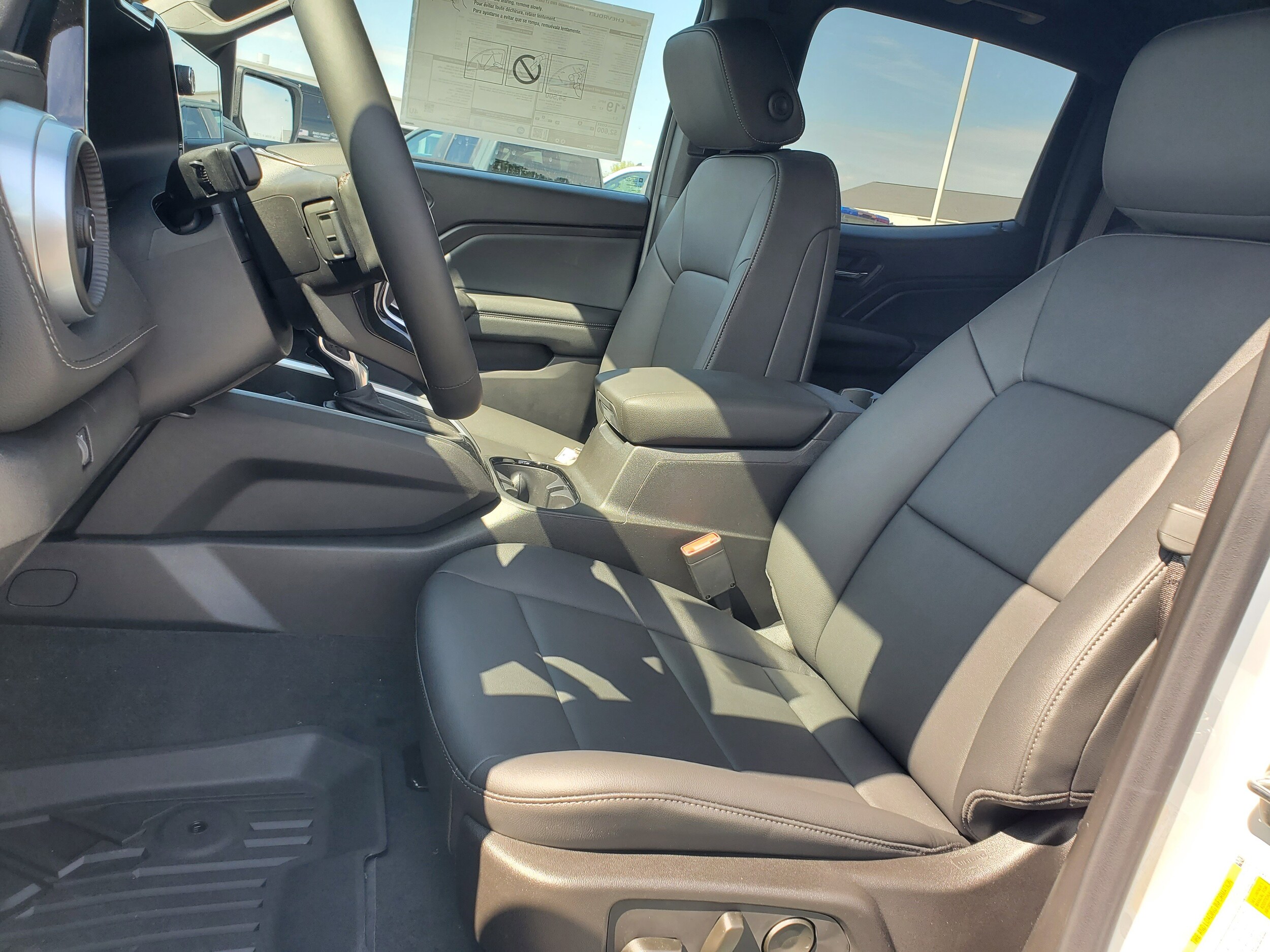 2026 Chevrolet Colorado LT photo 4