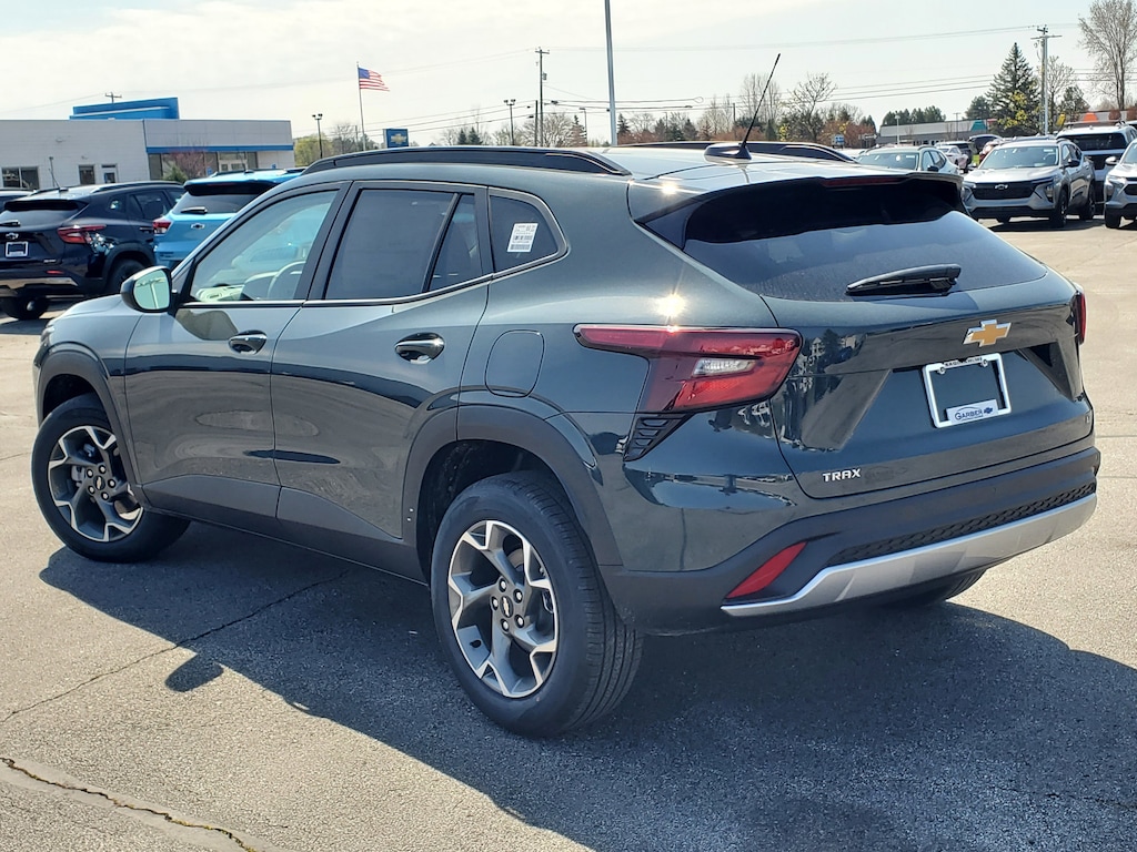 New 2026 Chevrolet Trax LT SUV