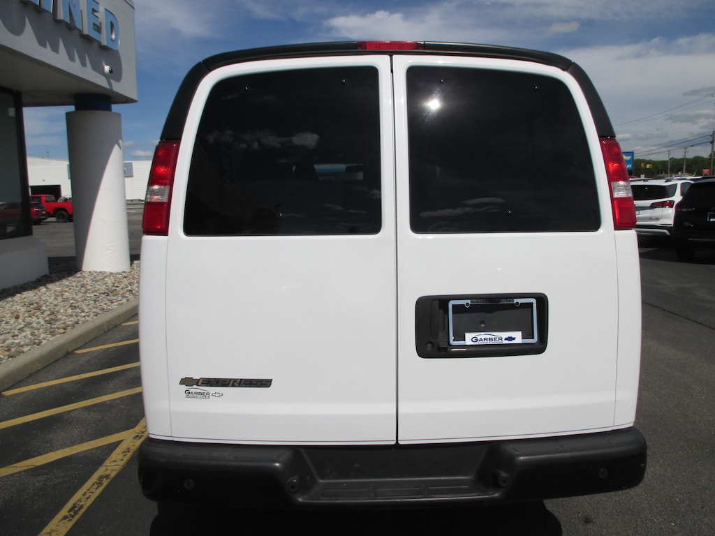 Used 2023 Chevrolet Express Passenger 3500 1LS Van Extended Passenger Van