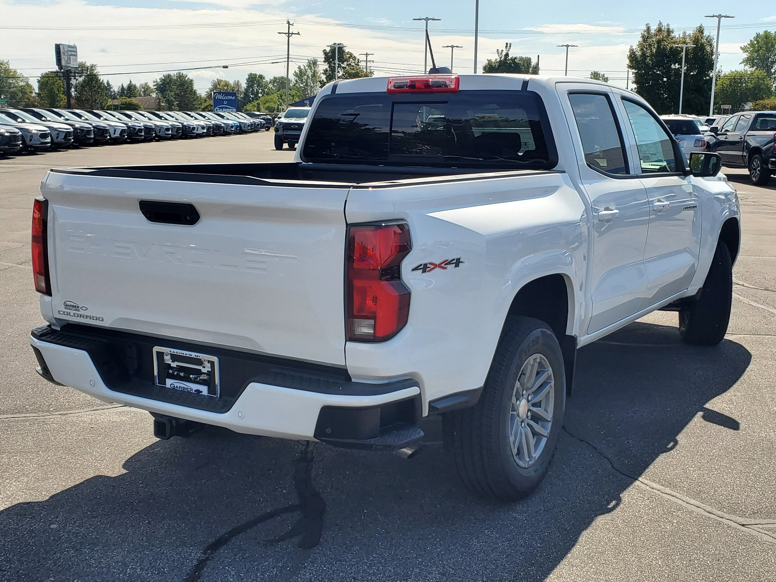 2026 Chevrolet Colorado LT photo 2