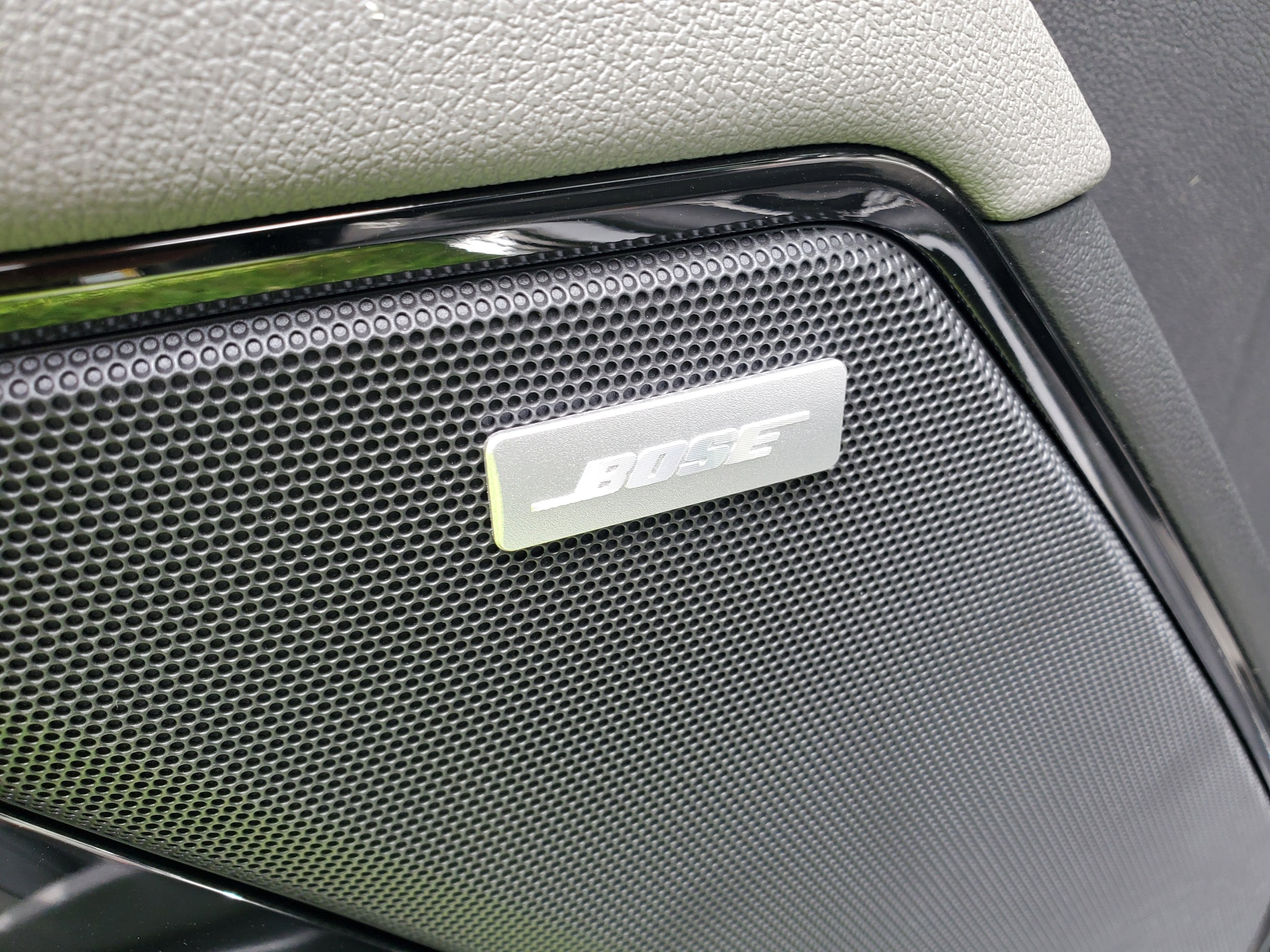 2026 Chevrolet Silverado 1500 ZR2 - Photo 12