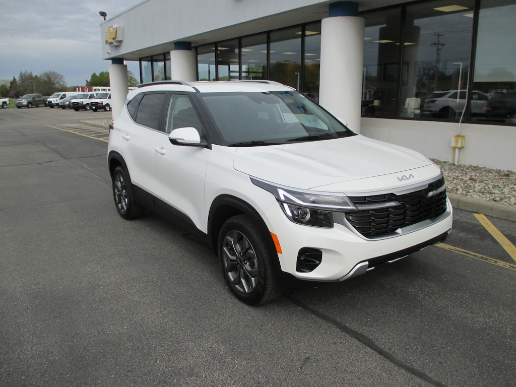 Used 2024 Kia Seltos S SUV