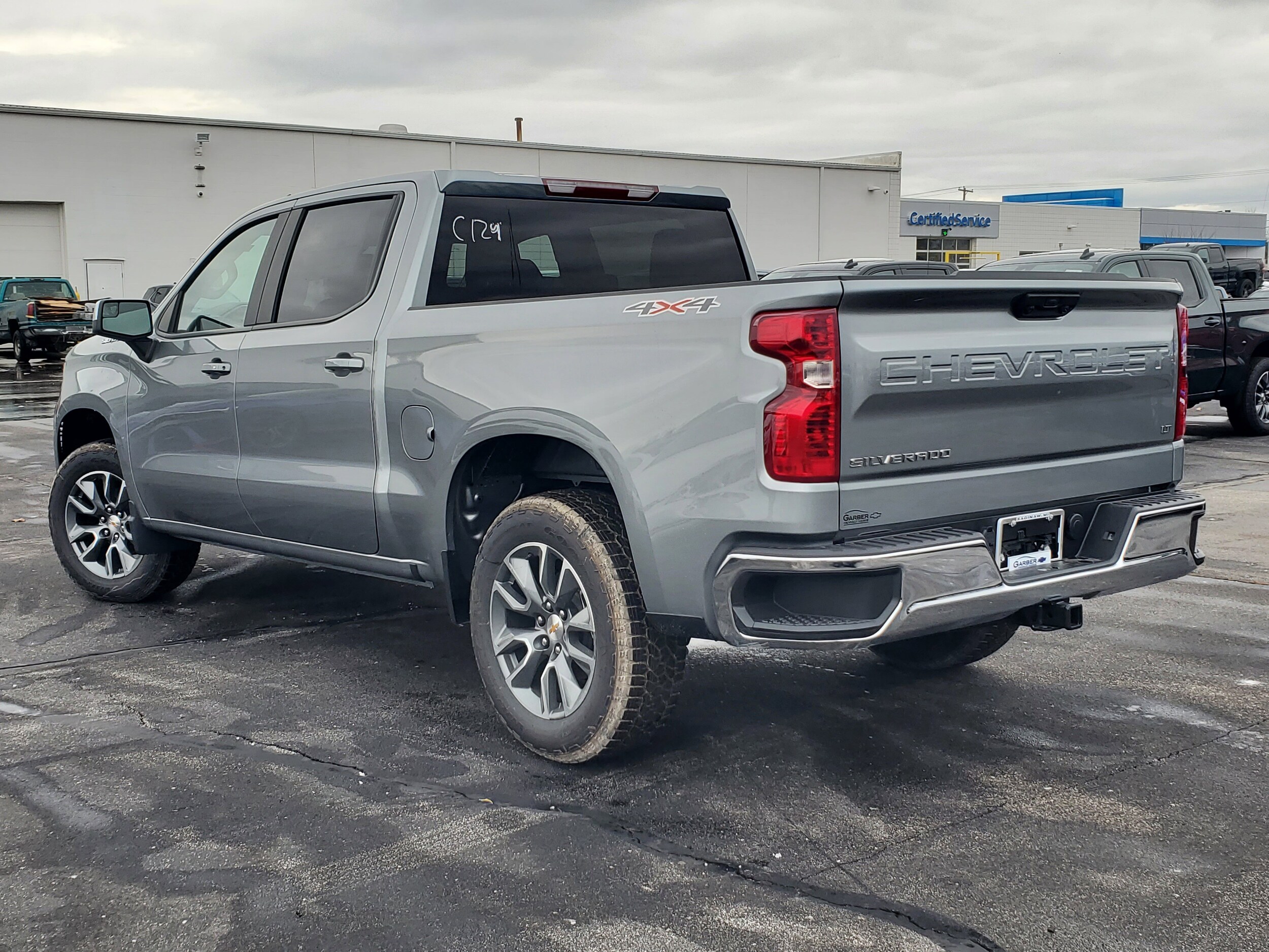 2026 Chevrolet Silverado 1500 LT photo 3