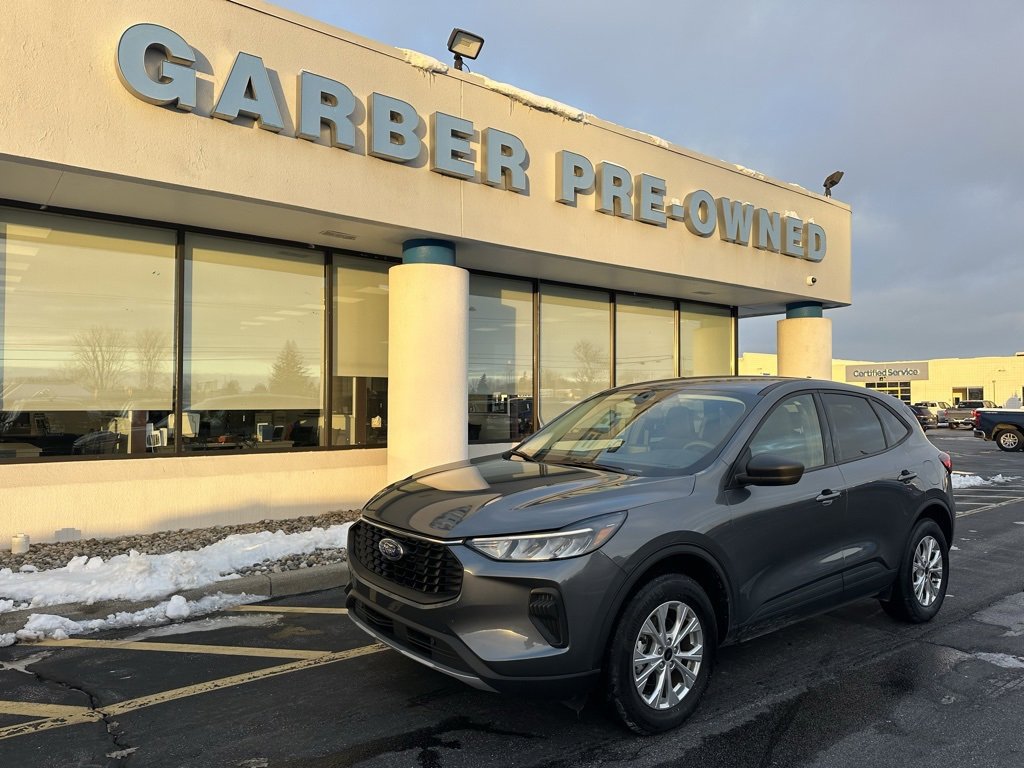 2025 Ford Escape Active's photo