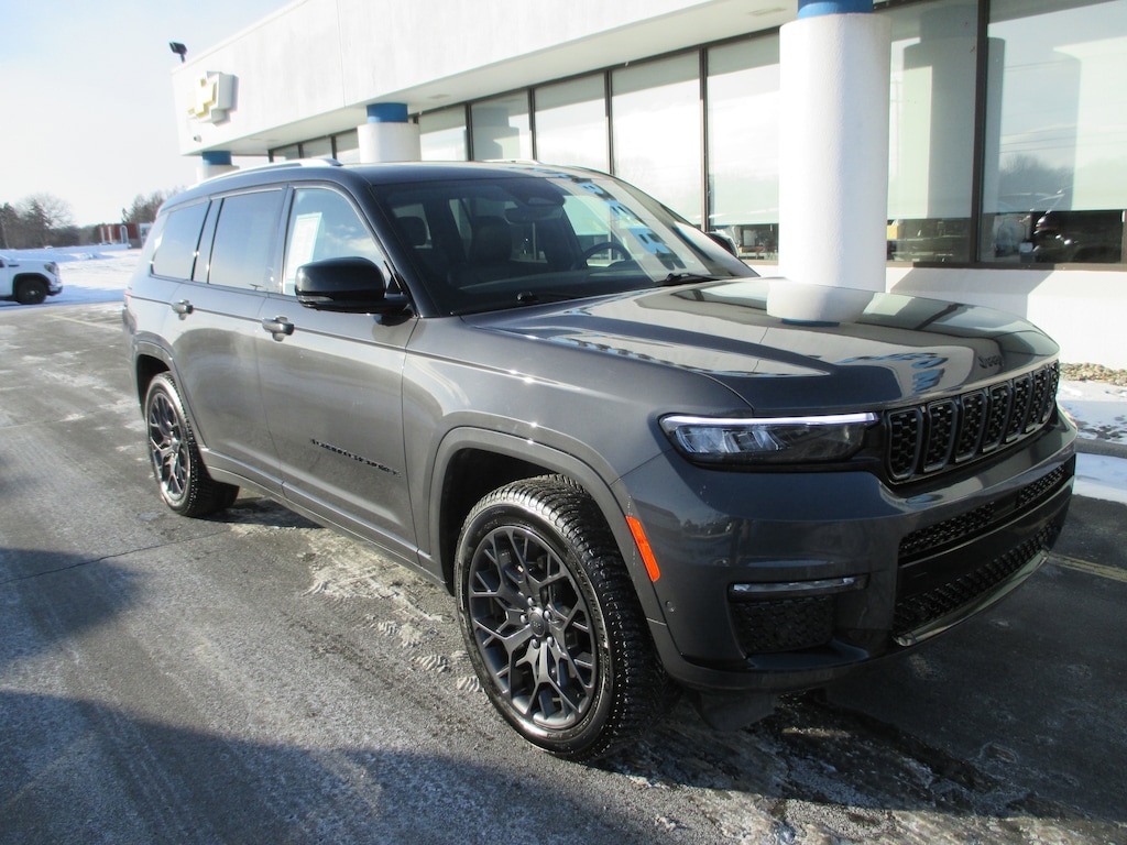 Used 2023 Jeep Grand Cherokee L Summit 4x4 SUV