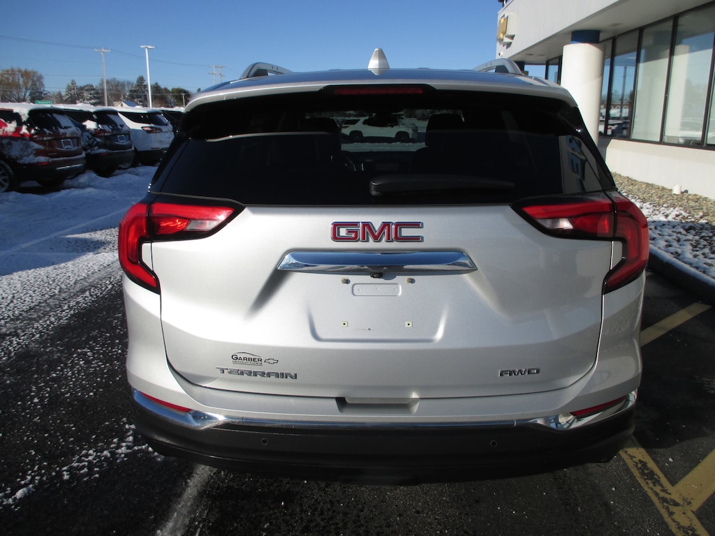 Used 2021 GMC Terrain SLT SUV