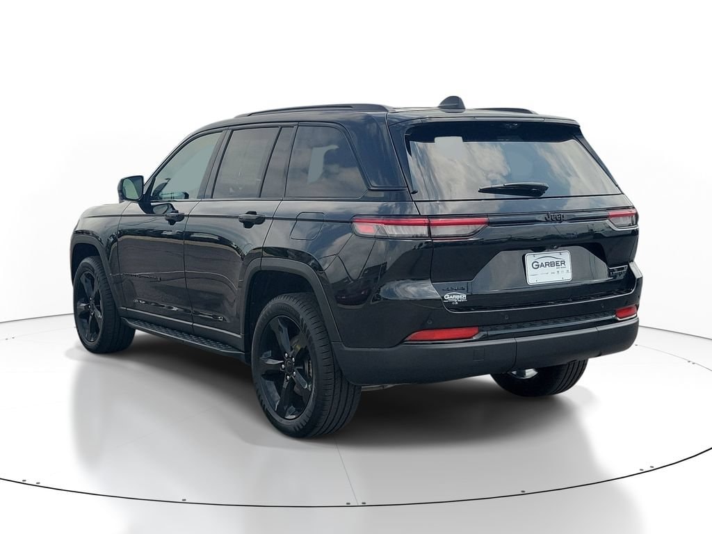 Used 2024 Jeep Grand Cherokee Limited SUV