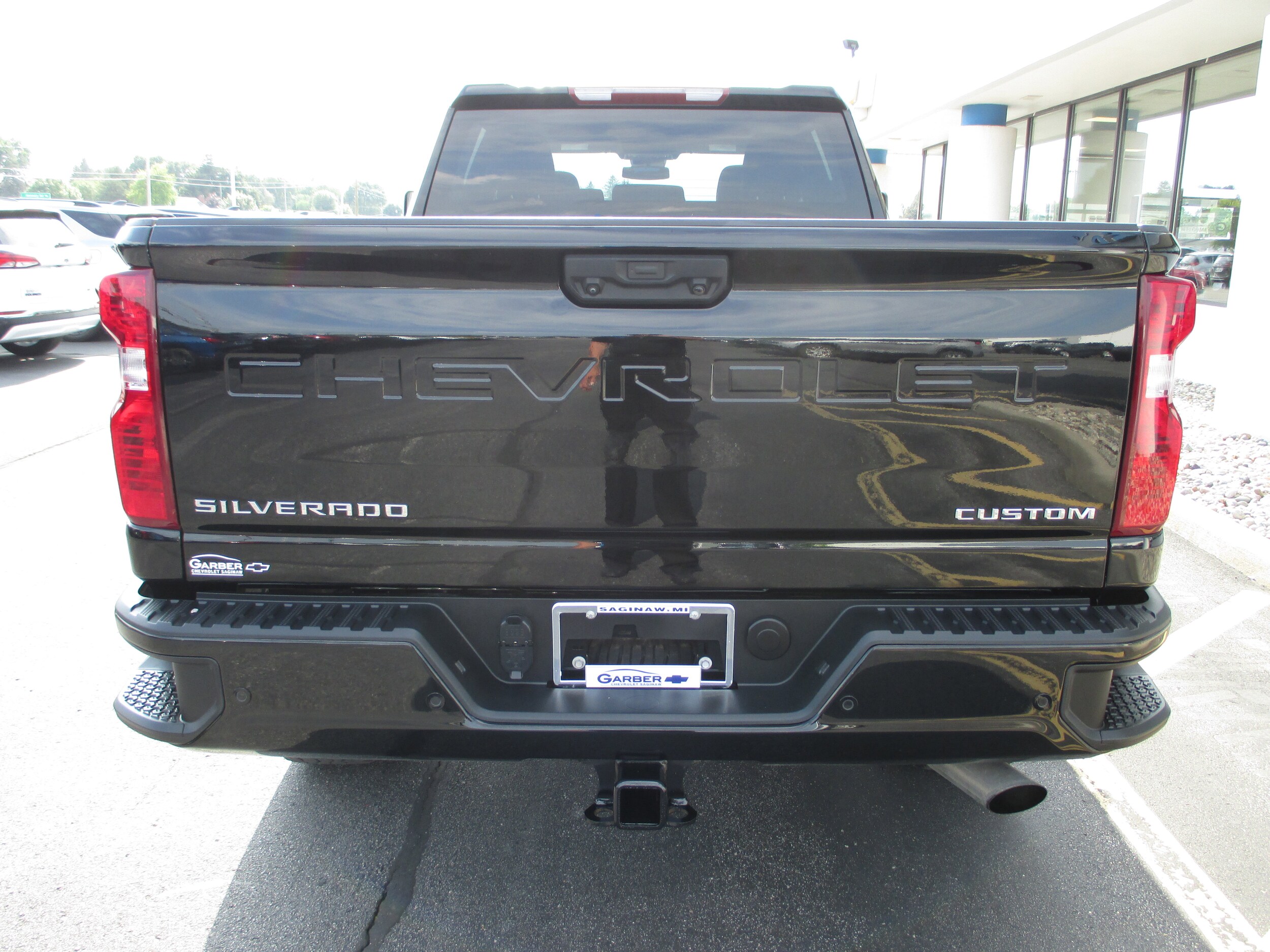 2024 Chevrolet Silverado 2500HD Custom photo 2