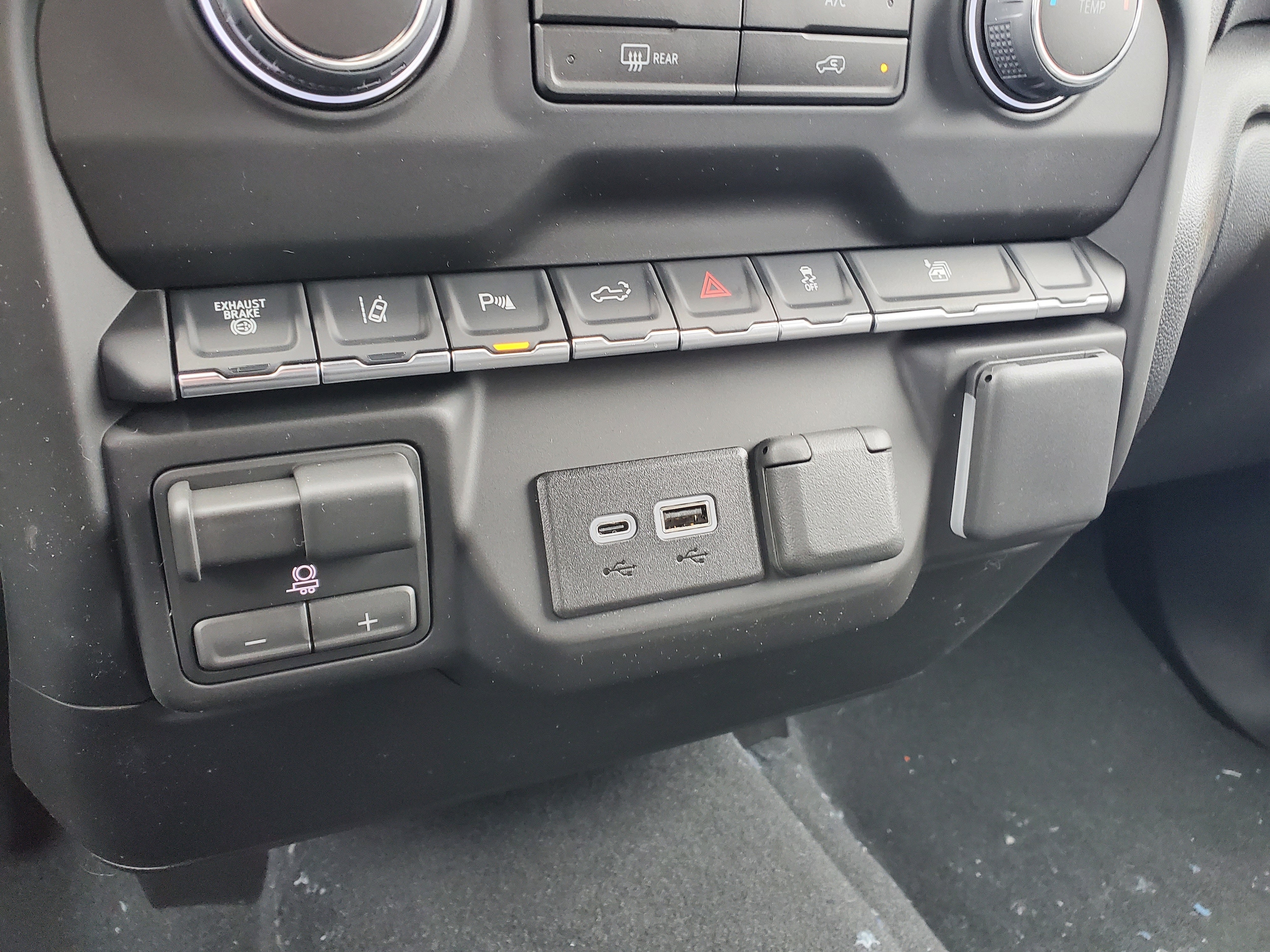 2026 Chevrolet Silverado 2500 HD Custom - Photo 21