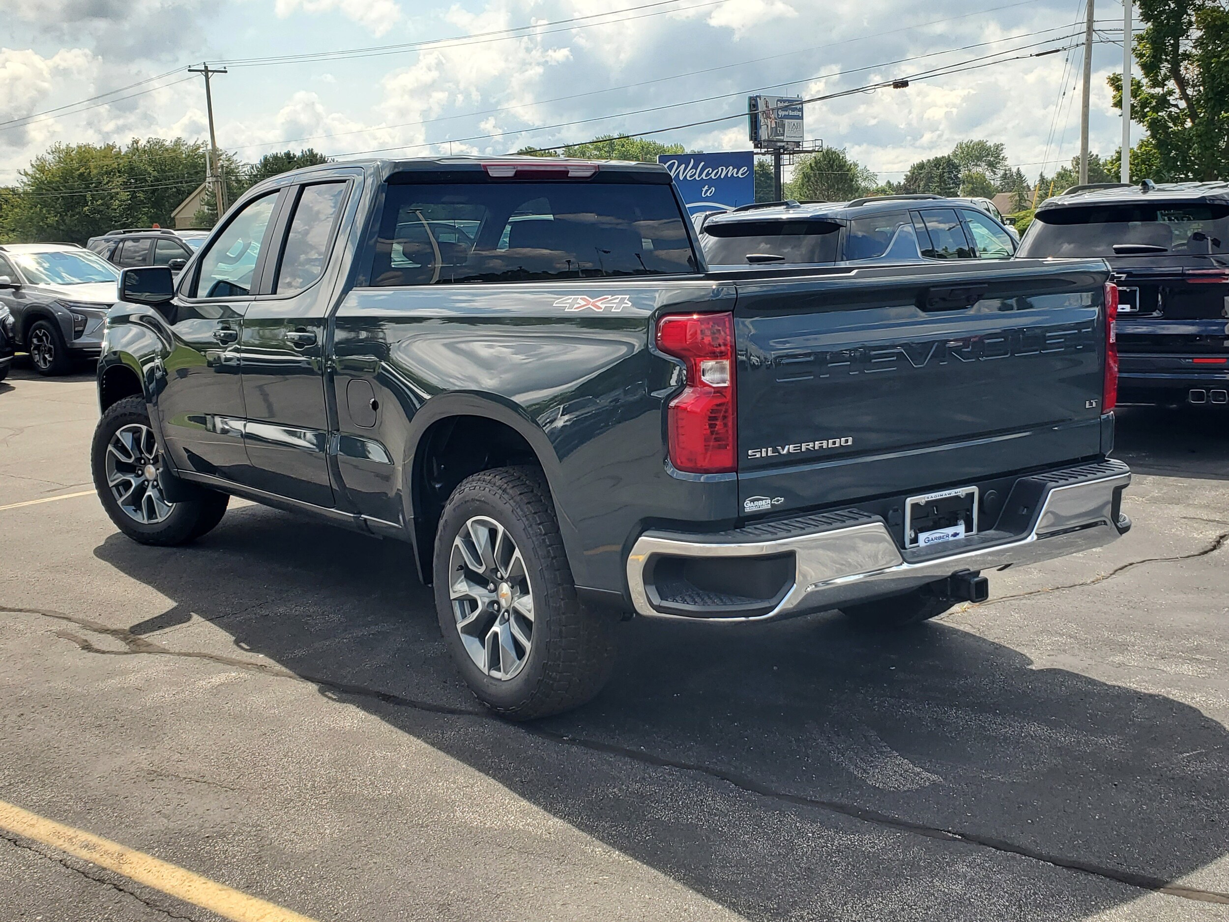 2026 Chevrolet Silverado 1500 LT photo 3