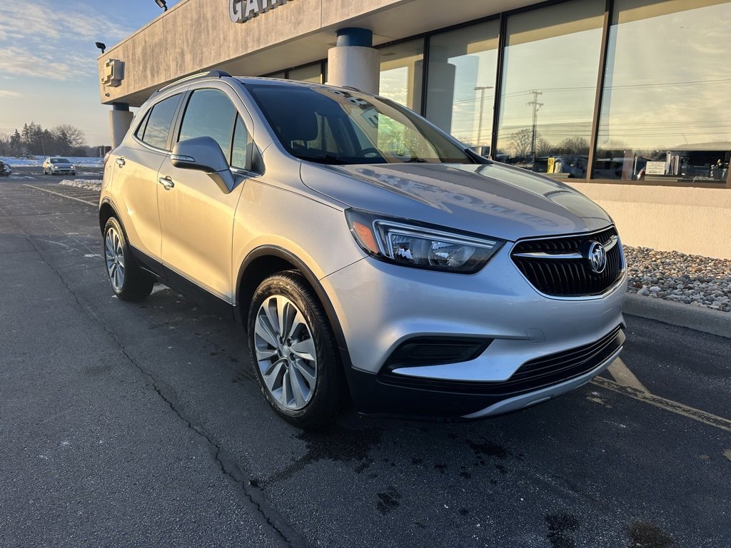 2018 Buick Encore Preferred's photo