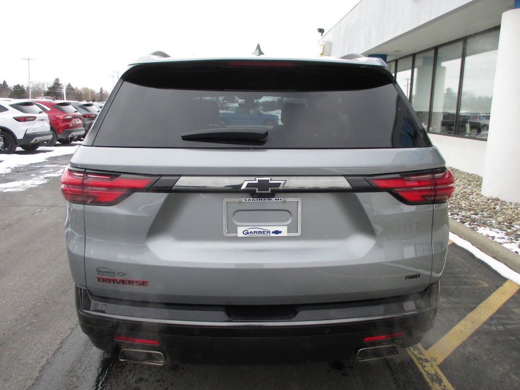 Used 2023 Chevrolet Traverse Premier SUV