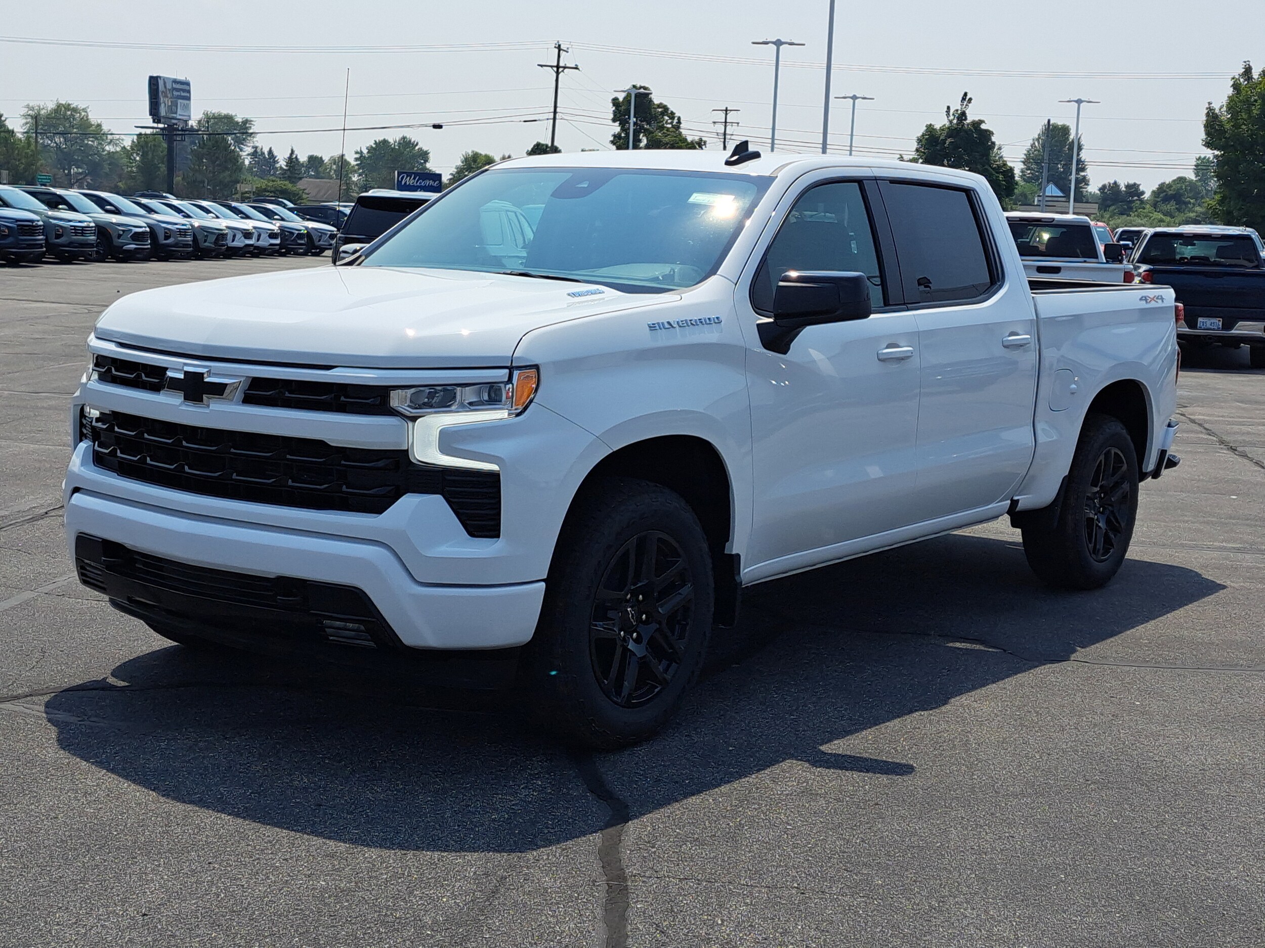 2026 Chevrolet Silverado 1500 RST photo 2