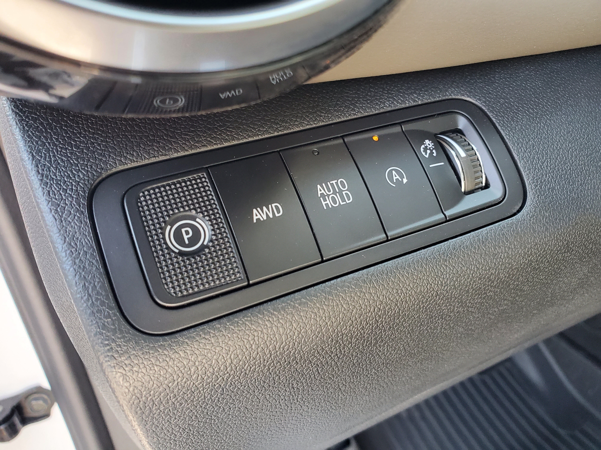 2027 Chevrolet Equinox LT - Photo 8