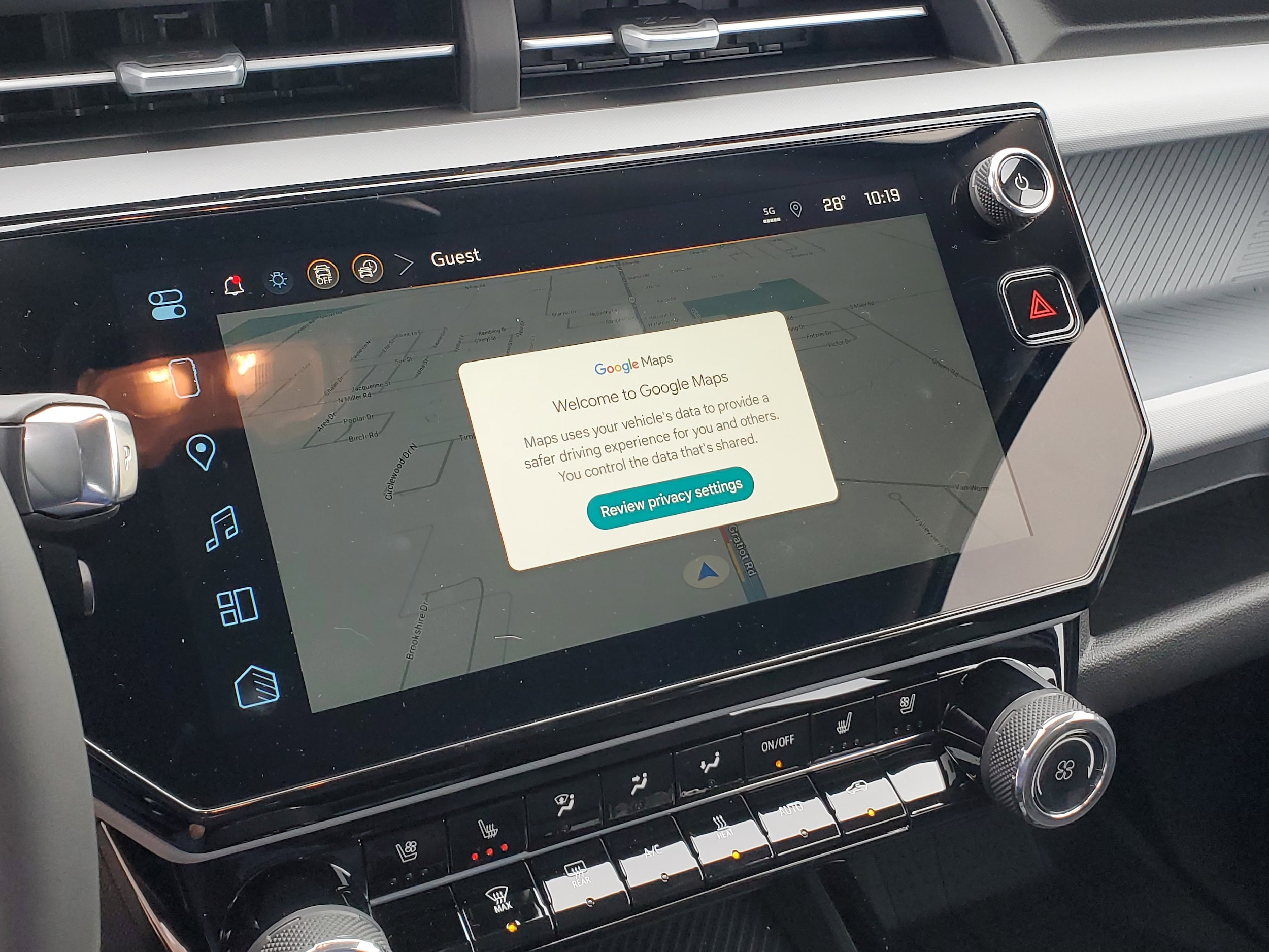 2027 Chevrolet Bolt RS - Photo 18