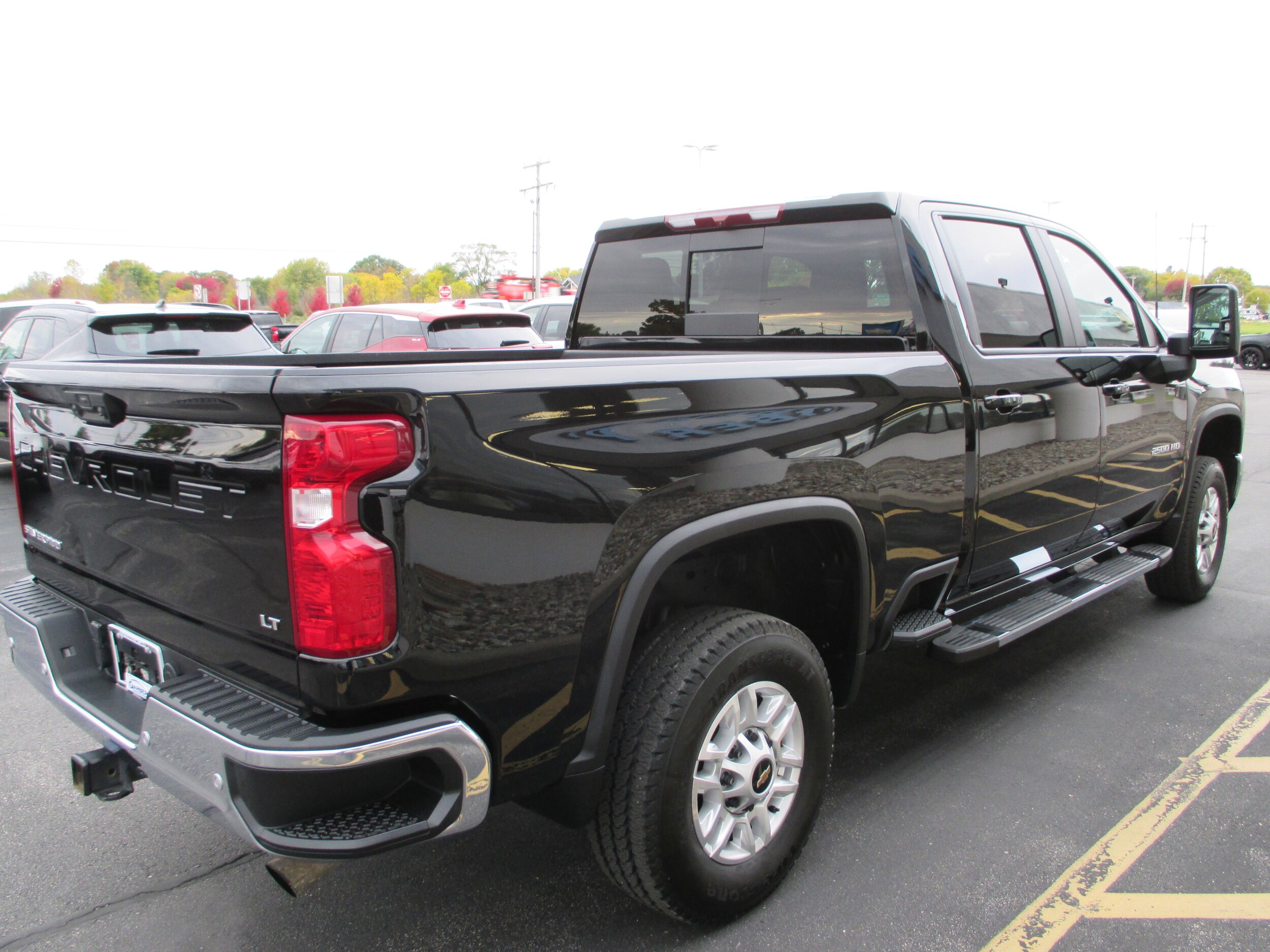 2025 Chevrolet Silverado 2500HD LT photo 3