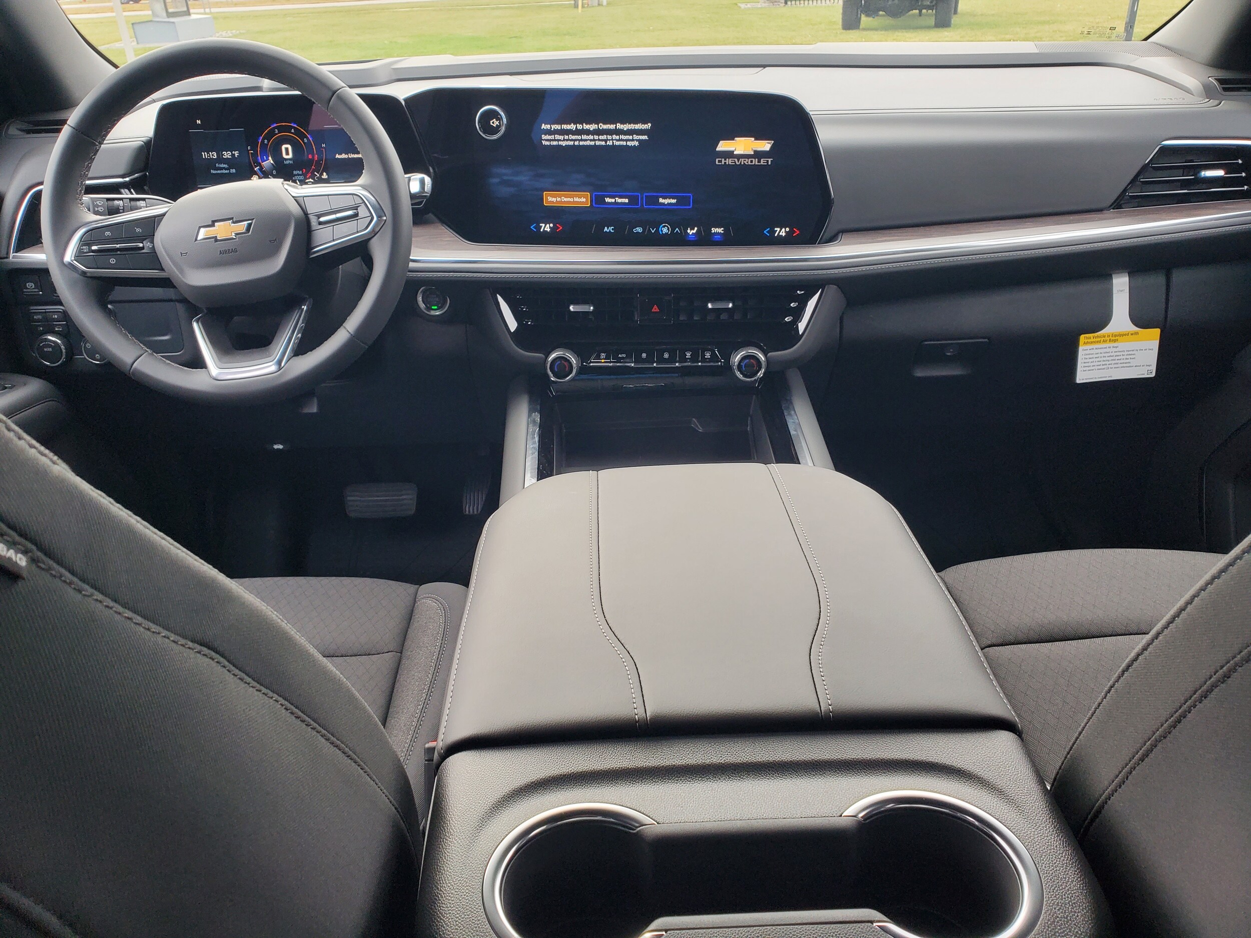 2026 Chevrolet Tahoe LS photo 4