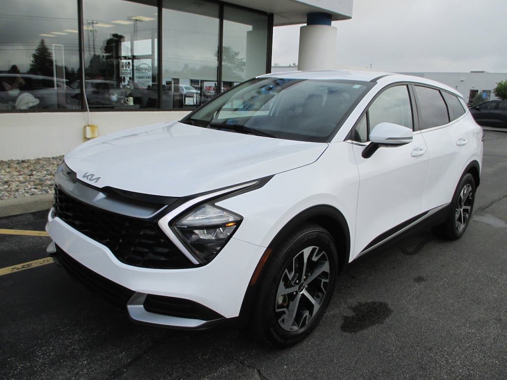 Used 2023 Kia Sportage EX SUV