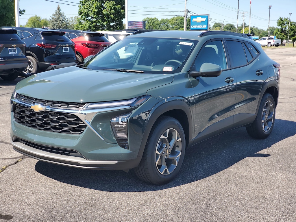 New 2026 Chevrolet Trax LT SUV
