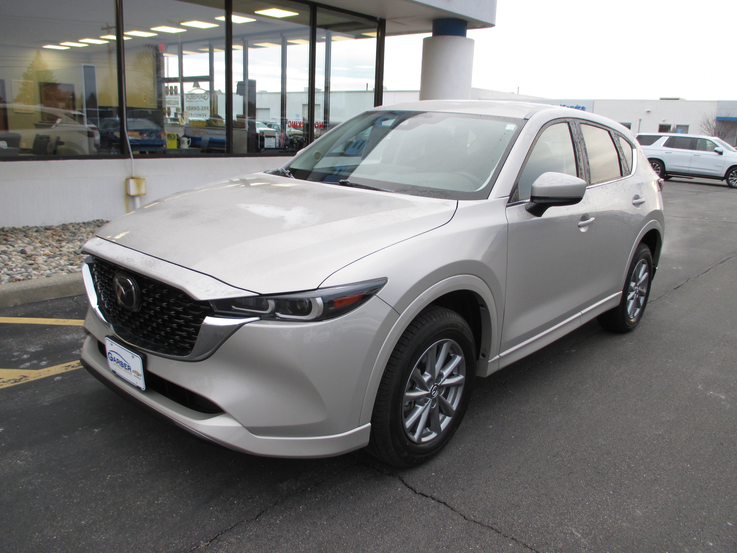 2025 Mazda CX-5 S Select Package's photo