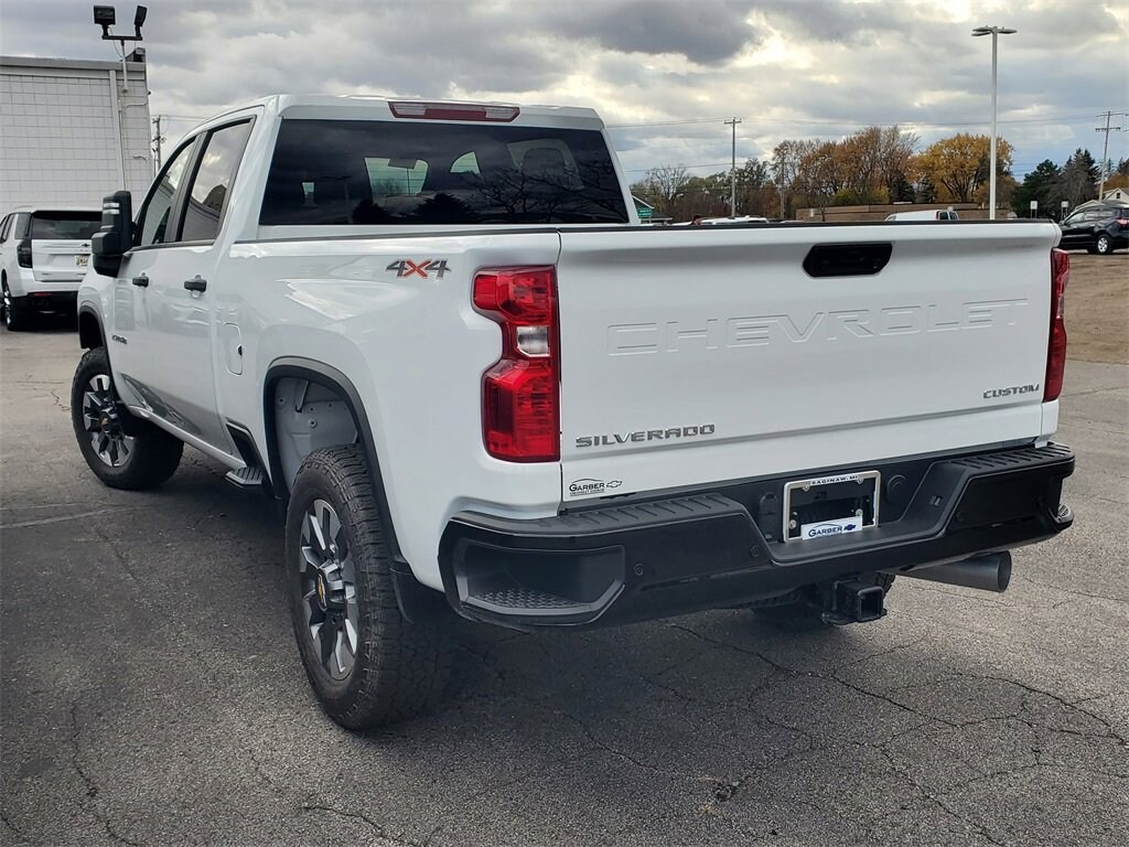 Used 2026 Chevrolet Silverado 2500 HD Custom Truck Crew Cab