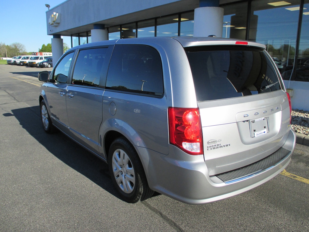 Used 2018 Dodge Grand Caravan SE Van Passenger Van