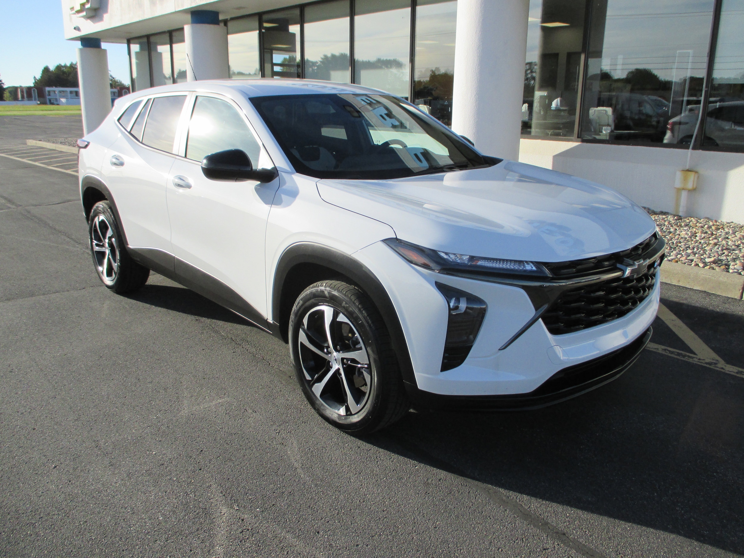 2024 Chevrolet Trax RS's photo