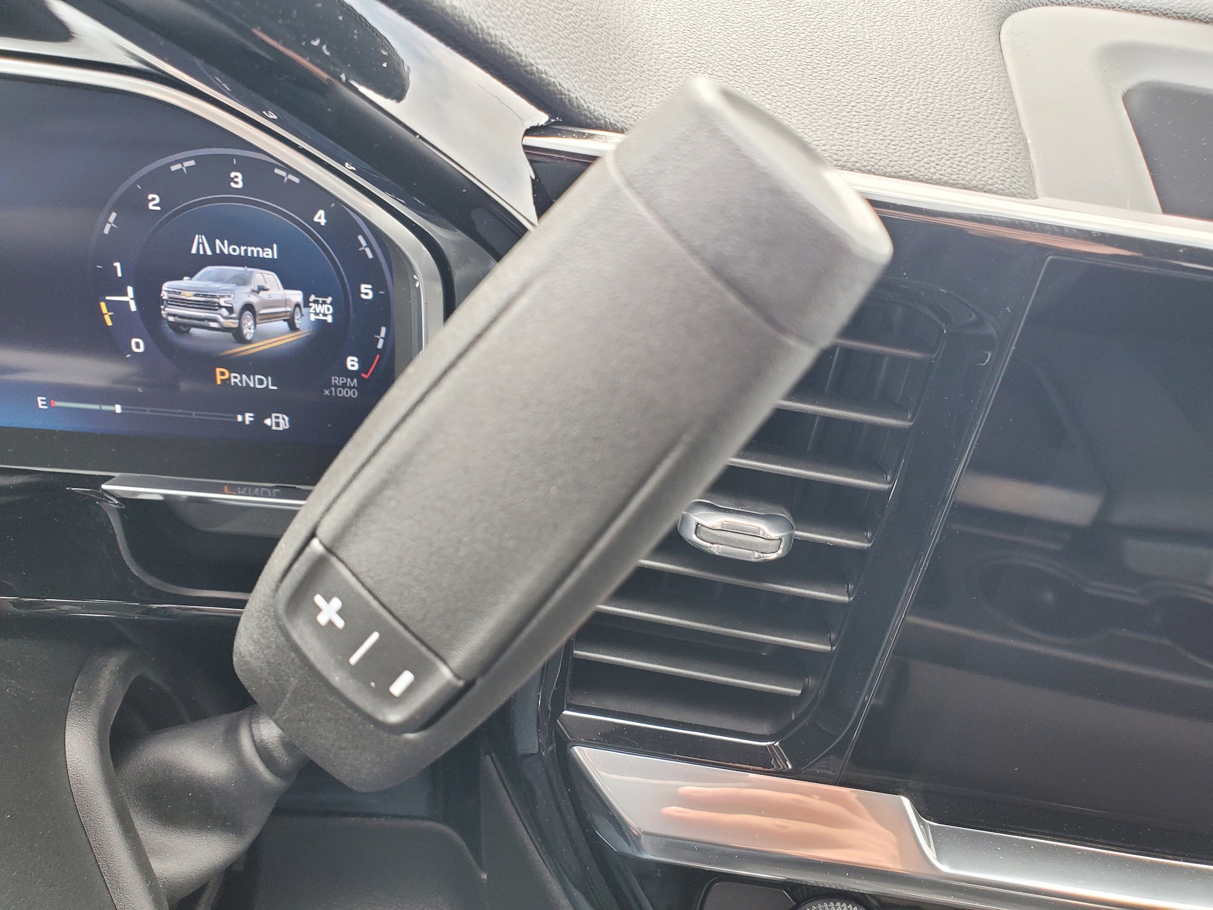2026 Chevrolet Silverado 1500 RST - Photo 17