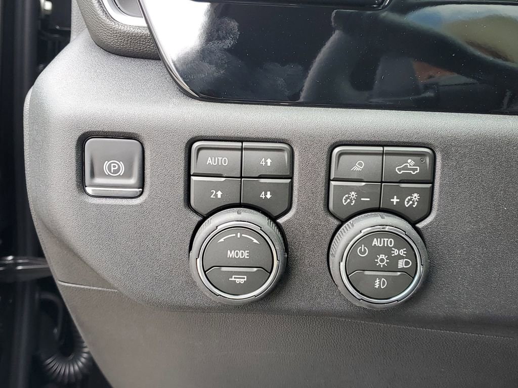 2026 Chevrolet Silverado 1500 LTZ - Photo 7